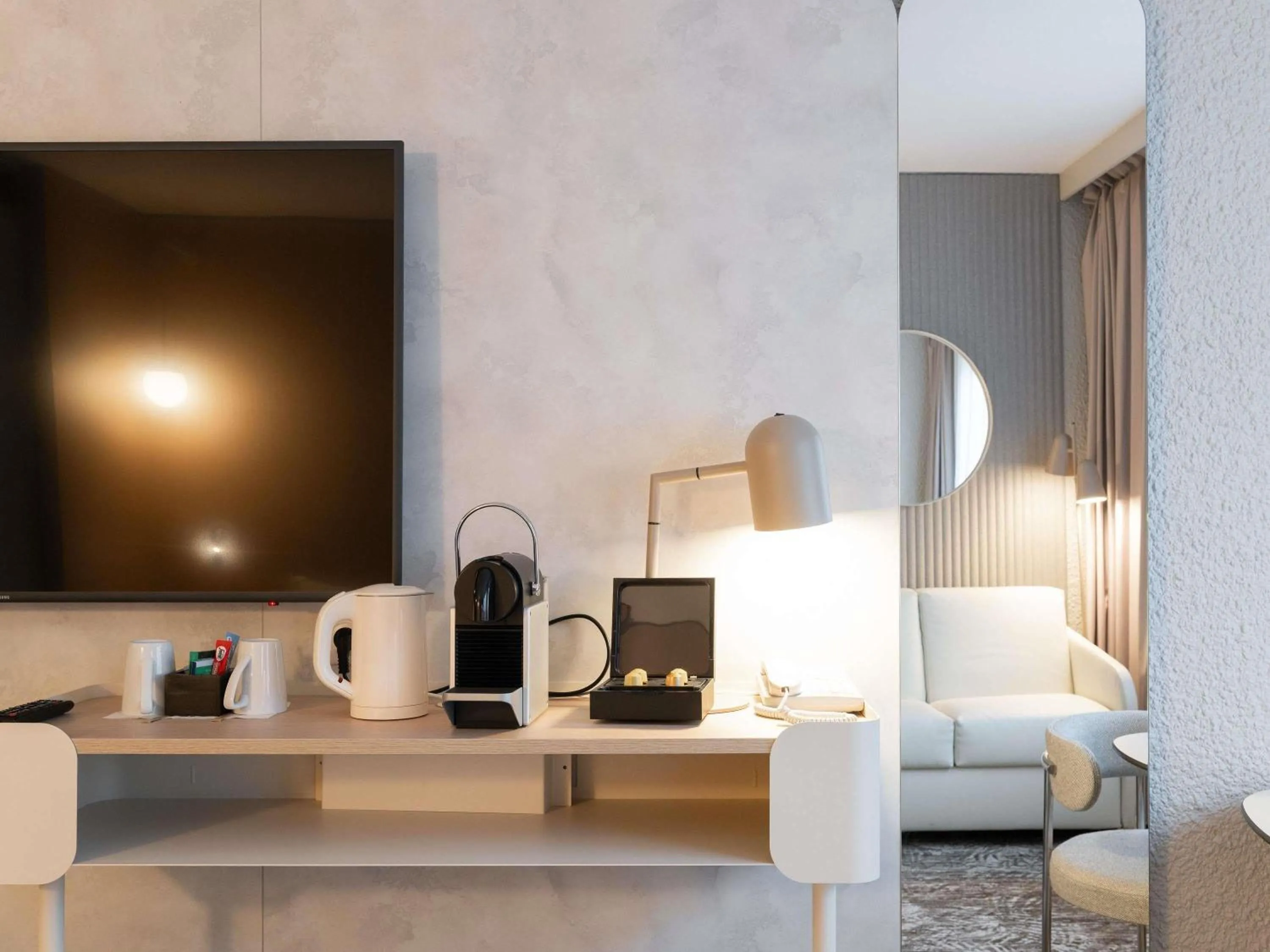 Bedroom in Novotel Macon Nord - Porte de Bourgogne