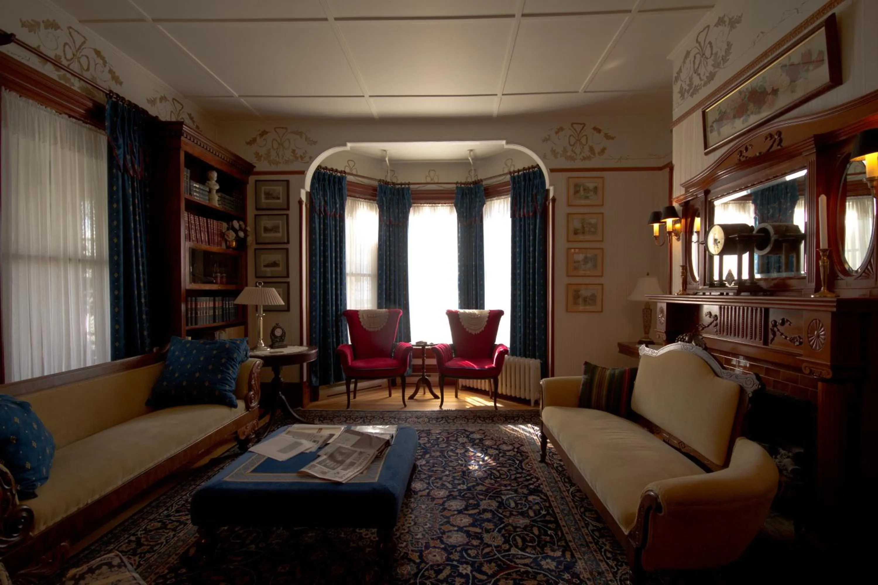 Lobby or reception, Seating Area in Victoria's Historic Inn