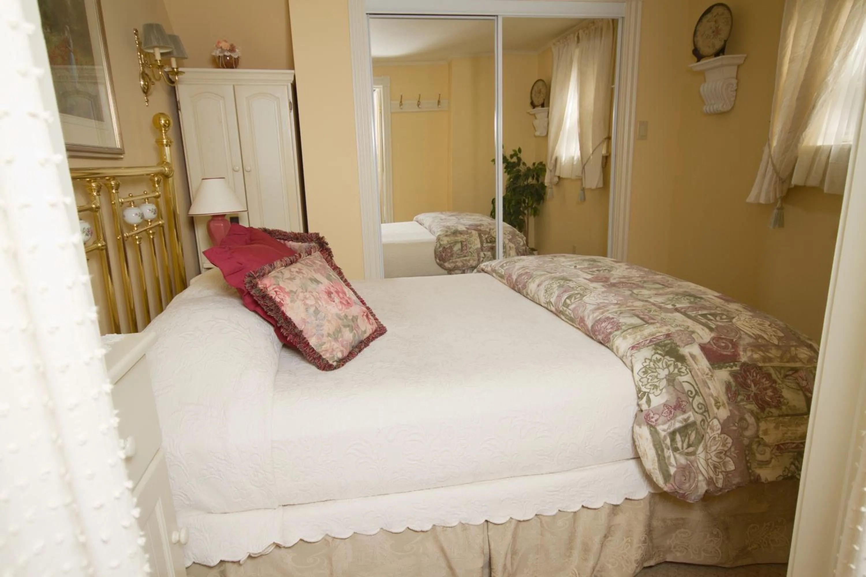 Decorative detail in Victoria's Historic Inn