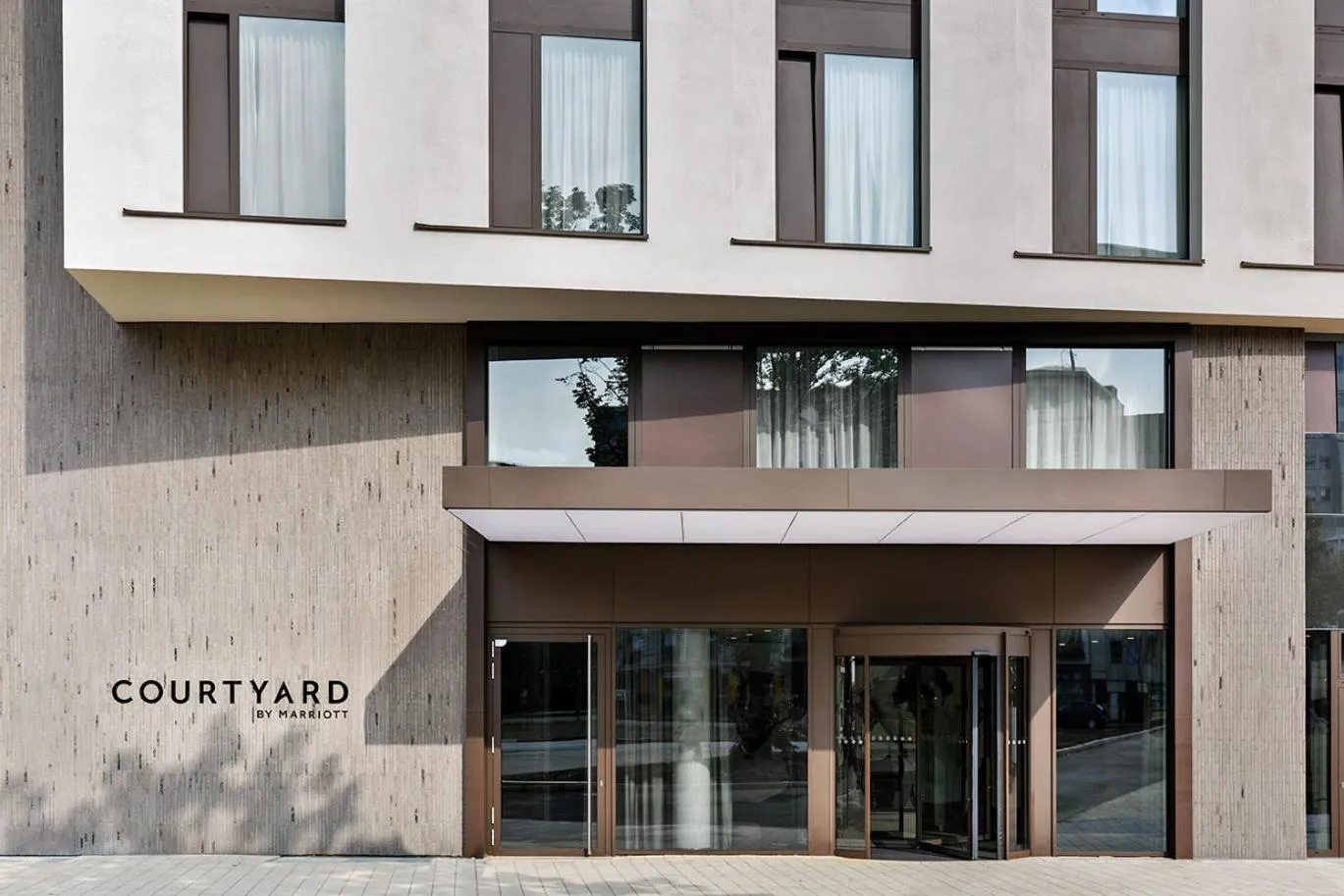 Property building in Courtyard by Marriott Hamburg City