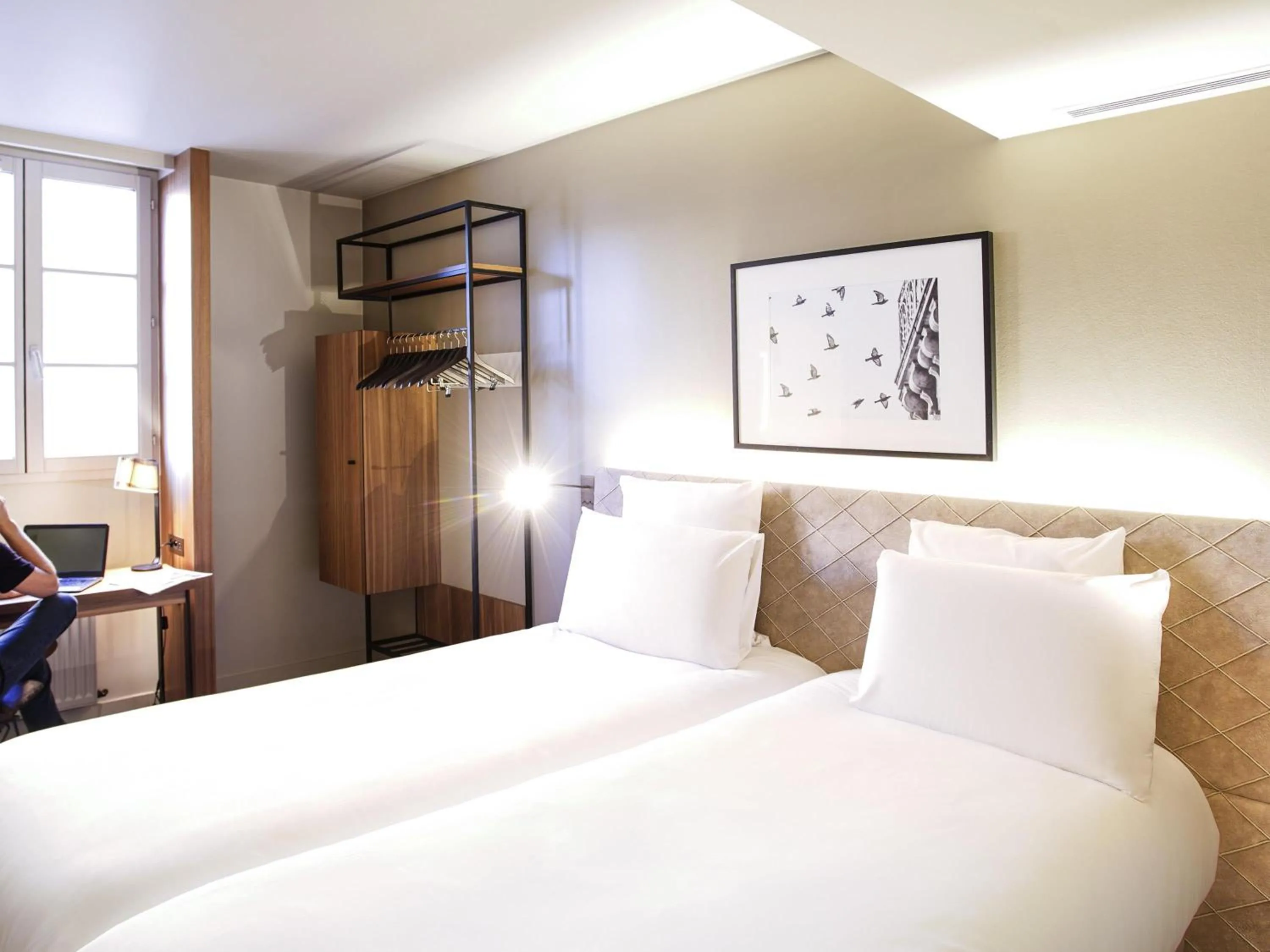 Bedroom, Bed in Mercure Rennes Centre Place Bretagne