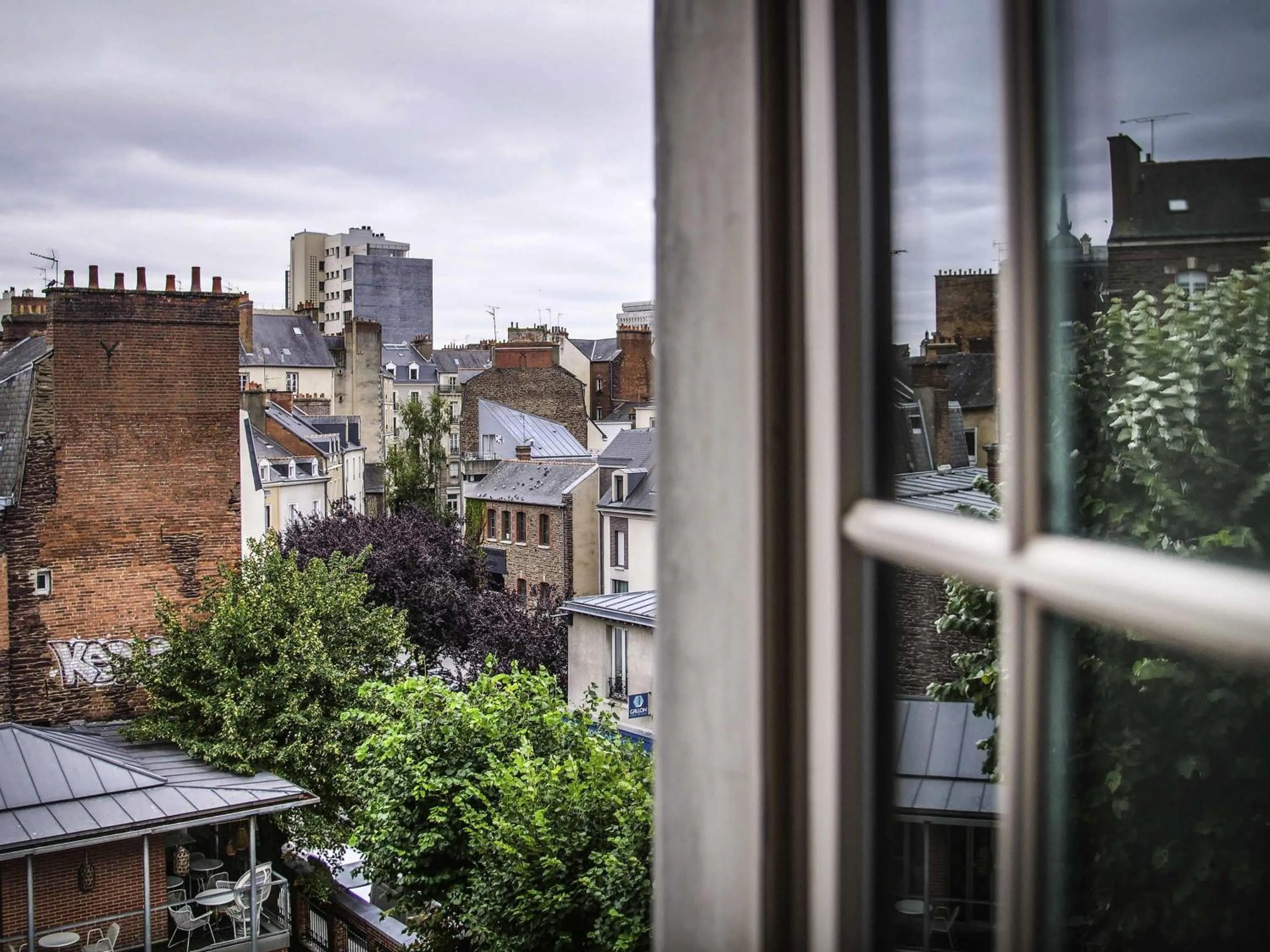 Bedroom in Mercure Rennes Centre Place Bretagne