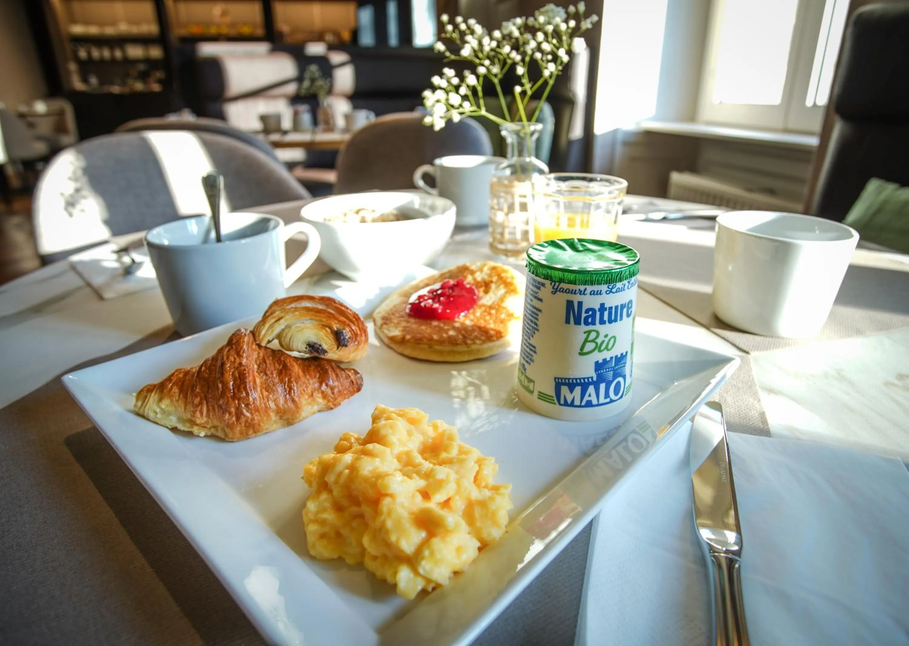 Food and drinks in Mercure Rennes Centre Place Bretagne