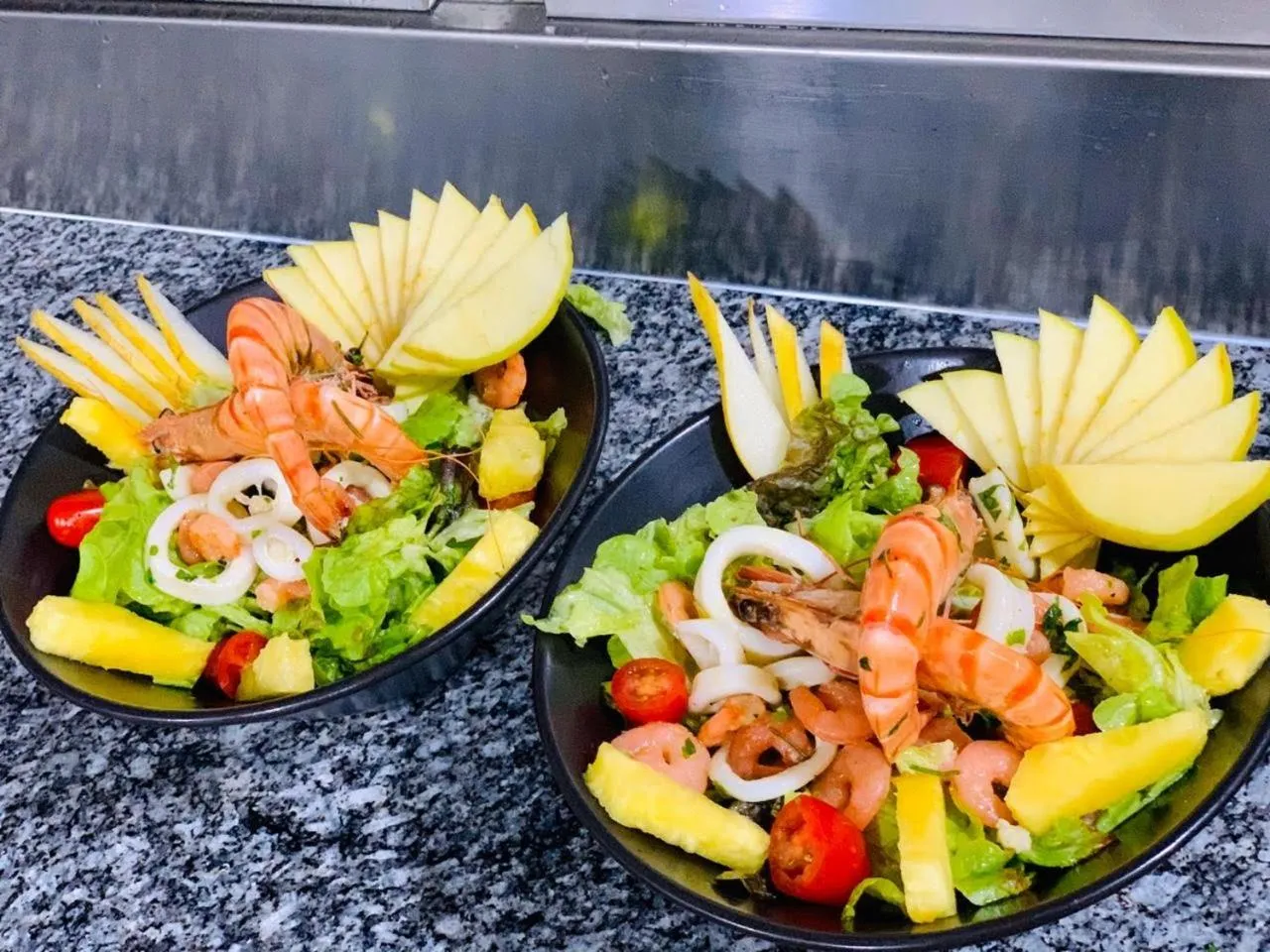 Food and drinks in SBN Suite Hôtel