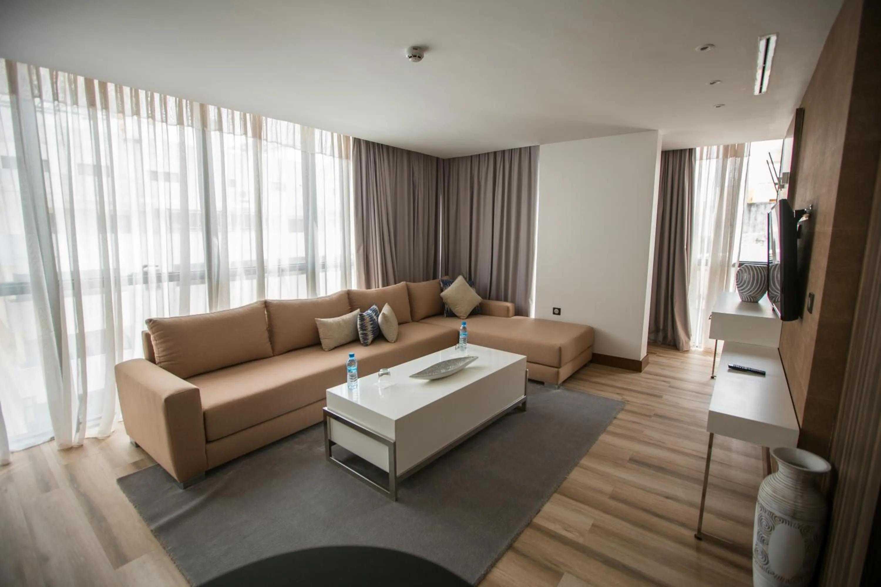 Seating area in SBN Suite Hôtel