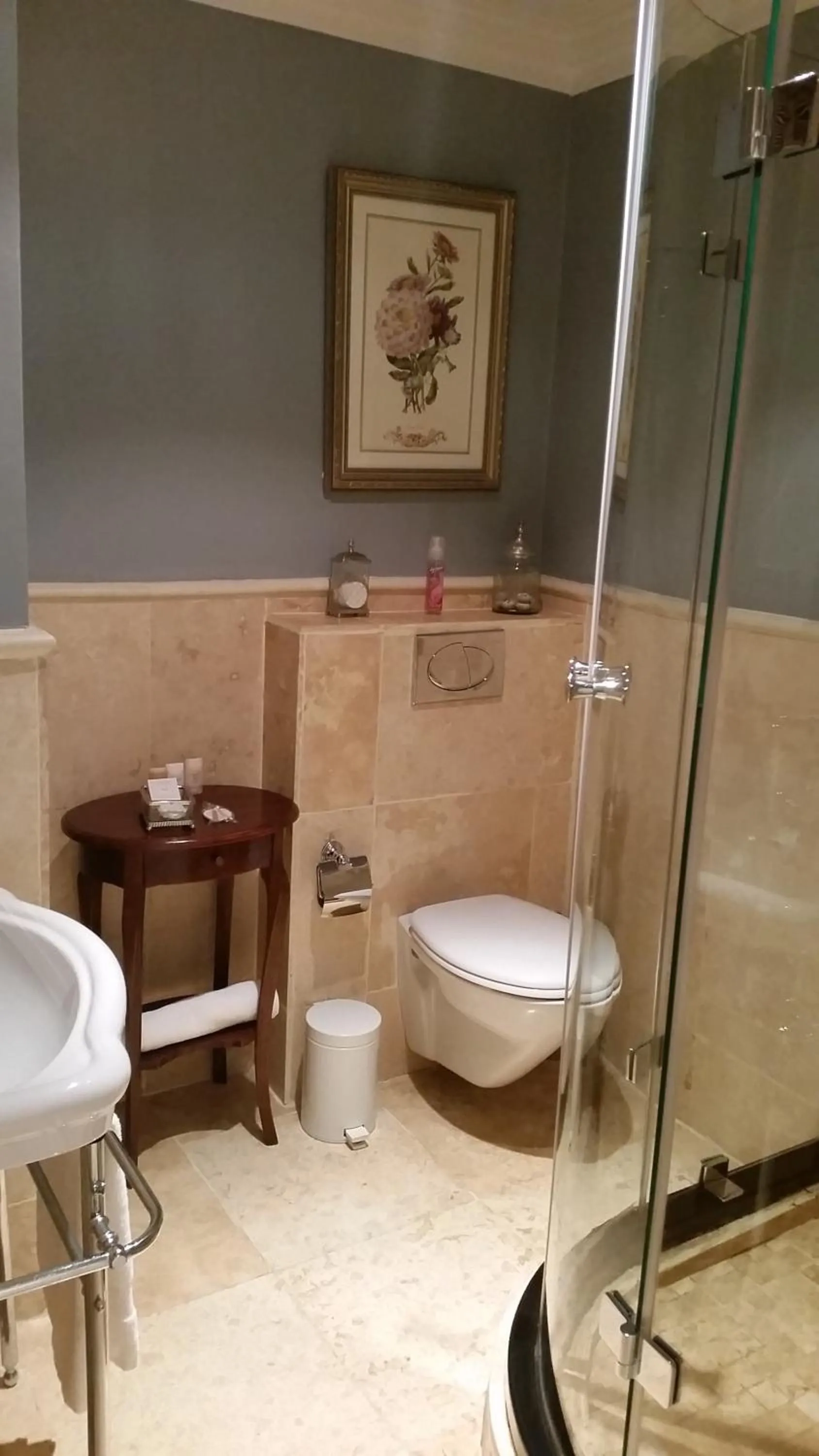 Bathroom in Mt Bijoux Preferred Accommodation