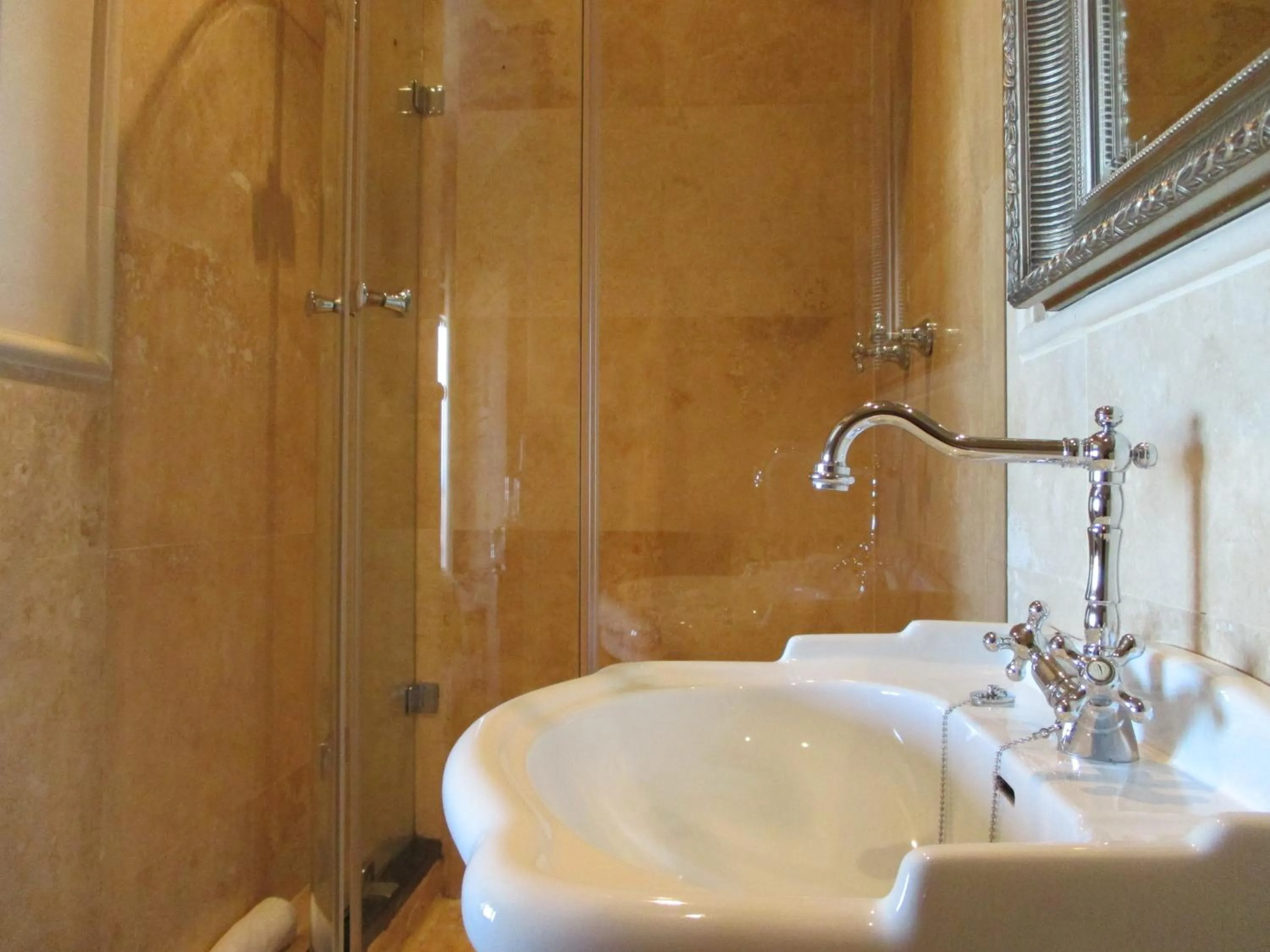 Bathroom in Mt Bijoux Preferred Accommodation