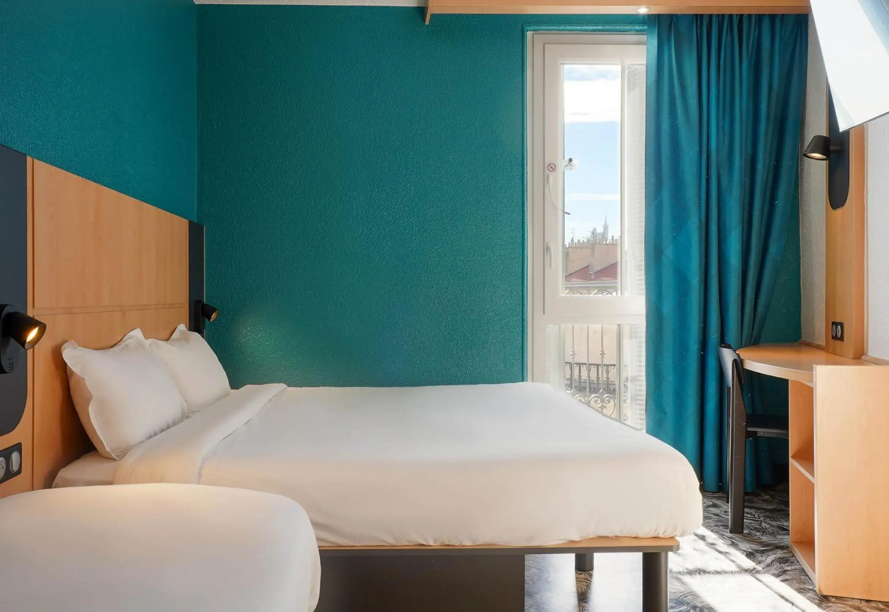 Double or Twin Room in B&B HOTEL Marseille Centre Vieux Port Double or Twin Room in B&B HOTEL Marseille Centre Vieux Port