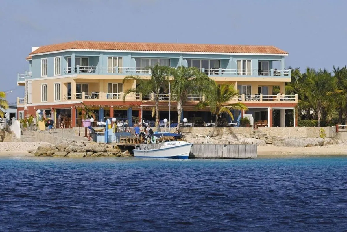Seaview Wahoo at Den Laman