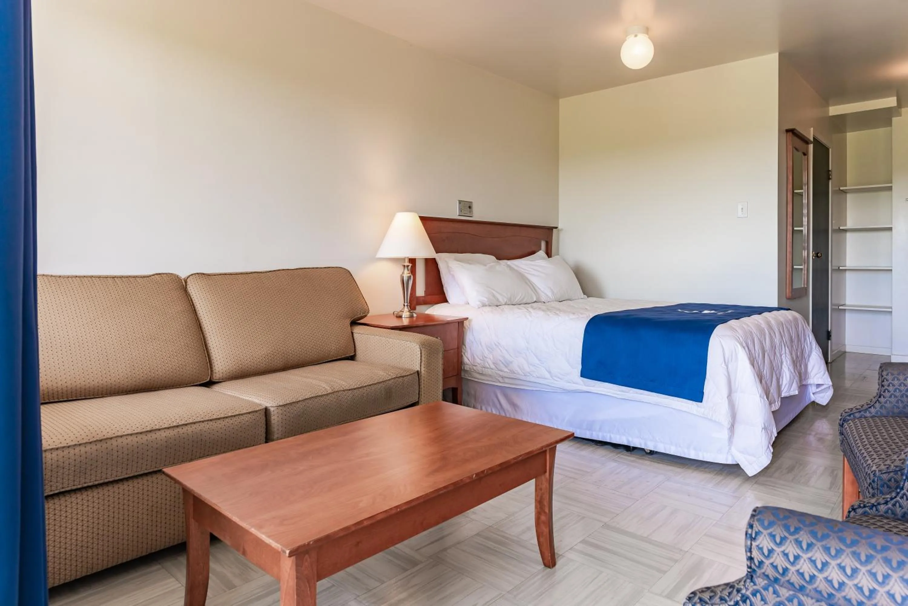 Bed in La Baleine Endiablée Microbrasserie