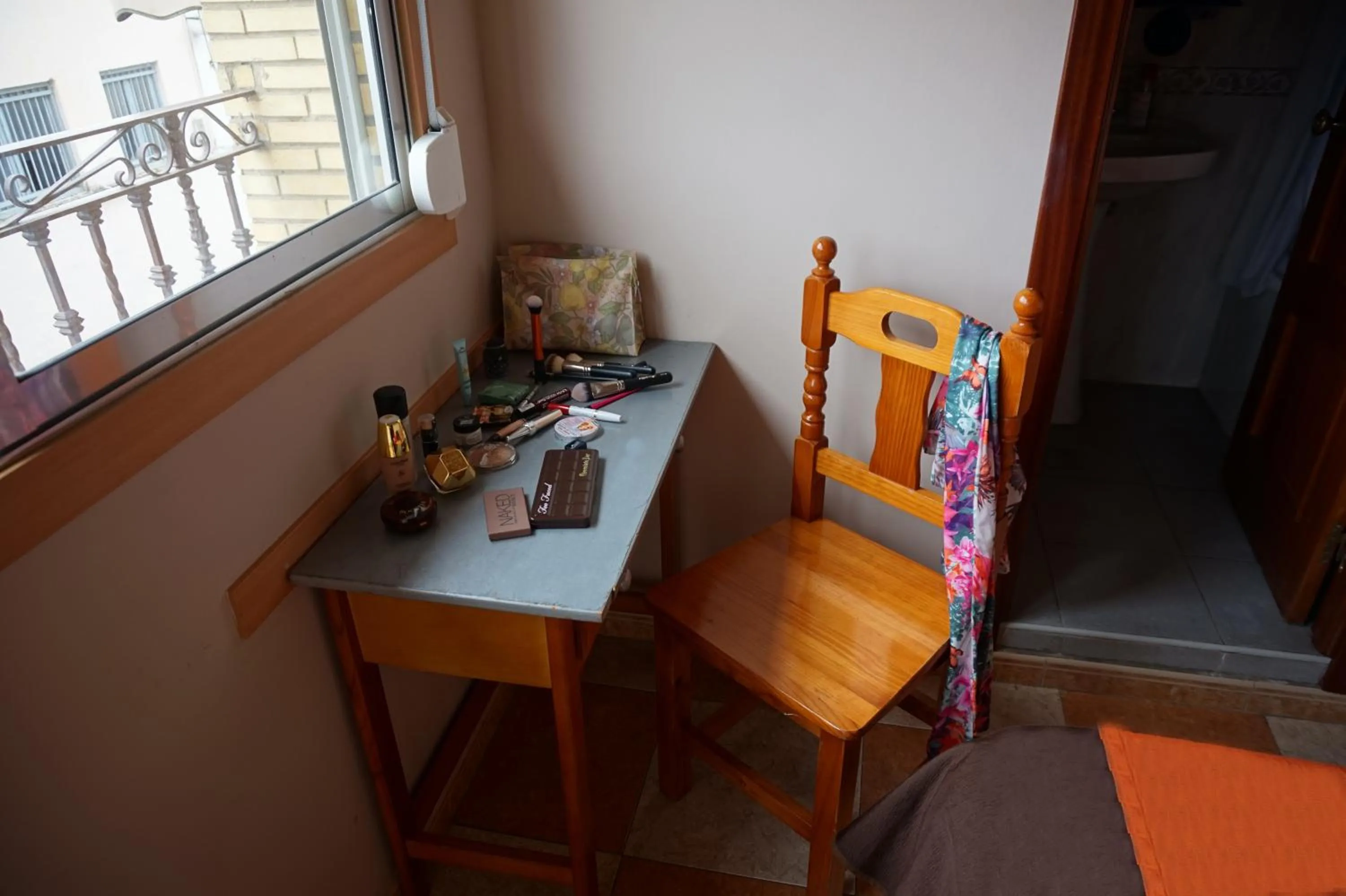 Area and facilities in Hostal Alamare