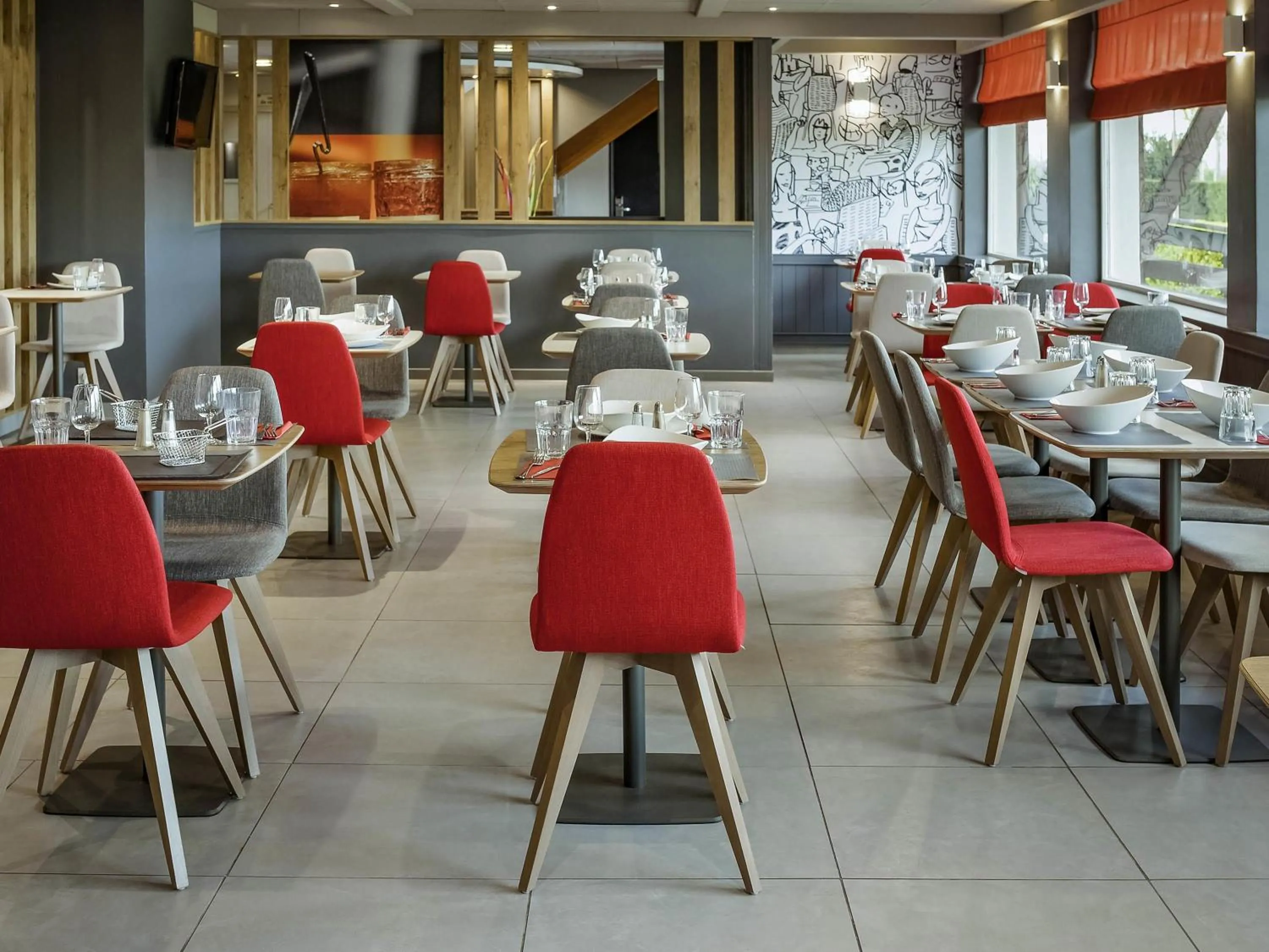 Restaurant/places to eat in ibis Saint Rambert d'Albon