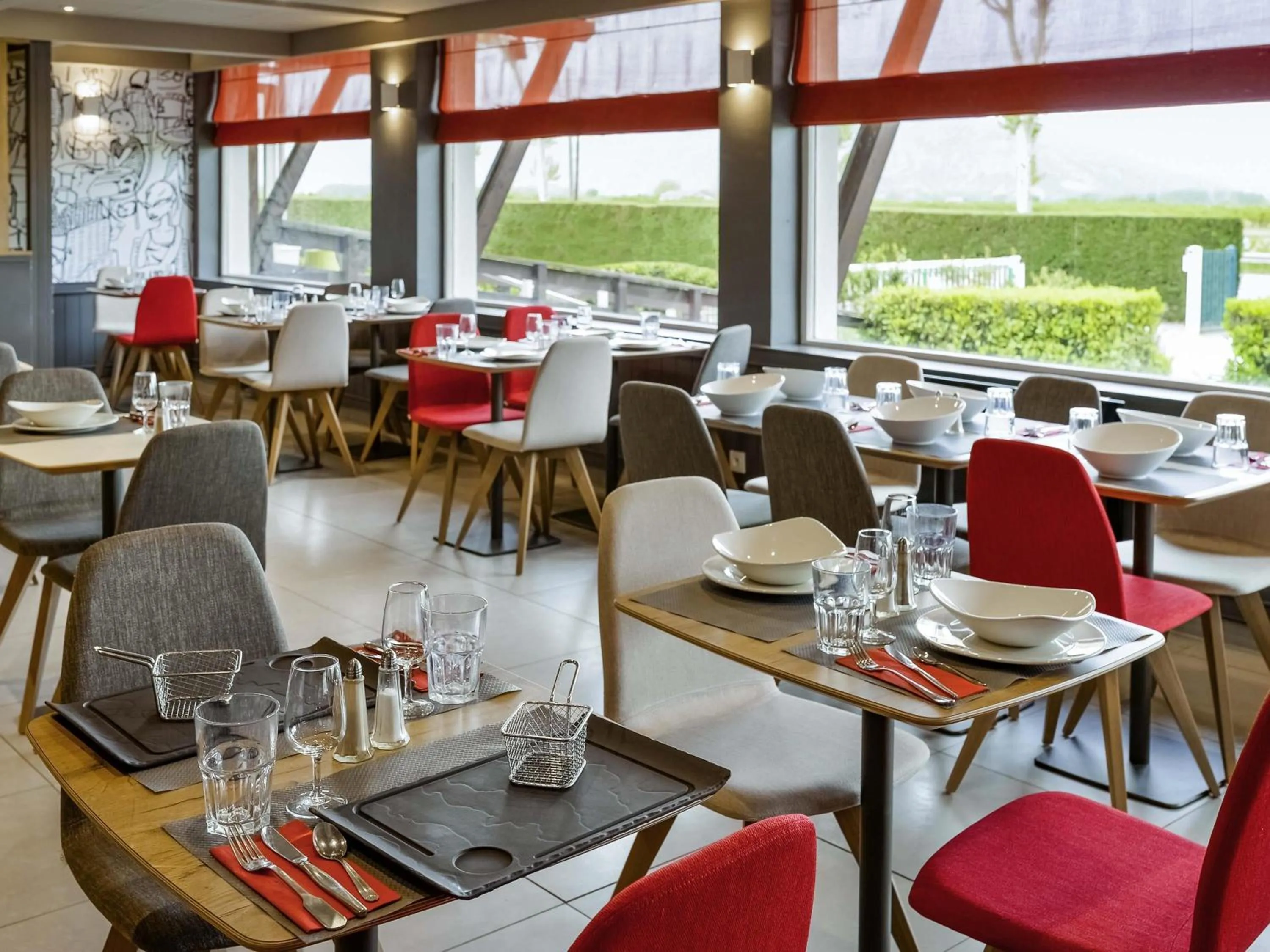 Restaurant/places to eat in ibis Saint Rambert d'Albon