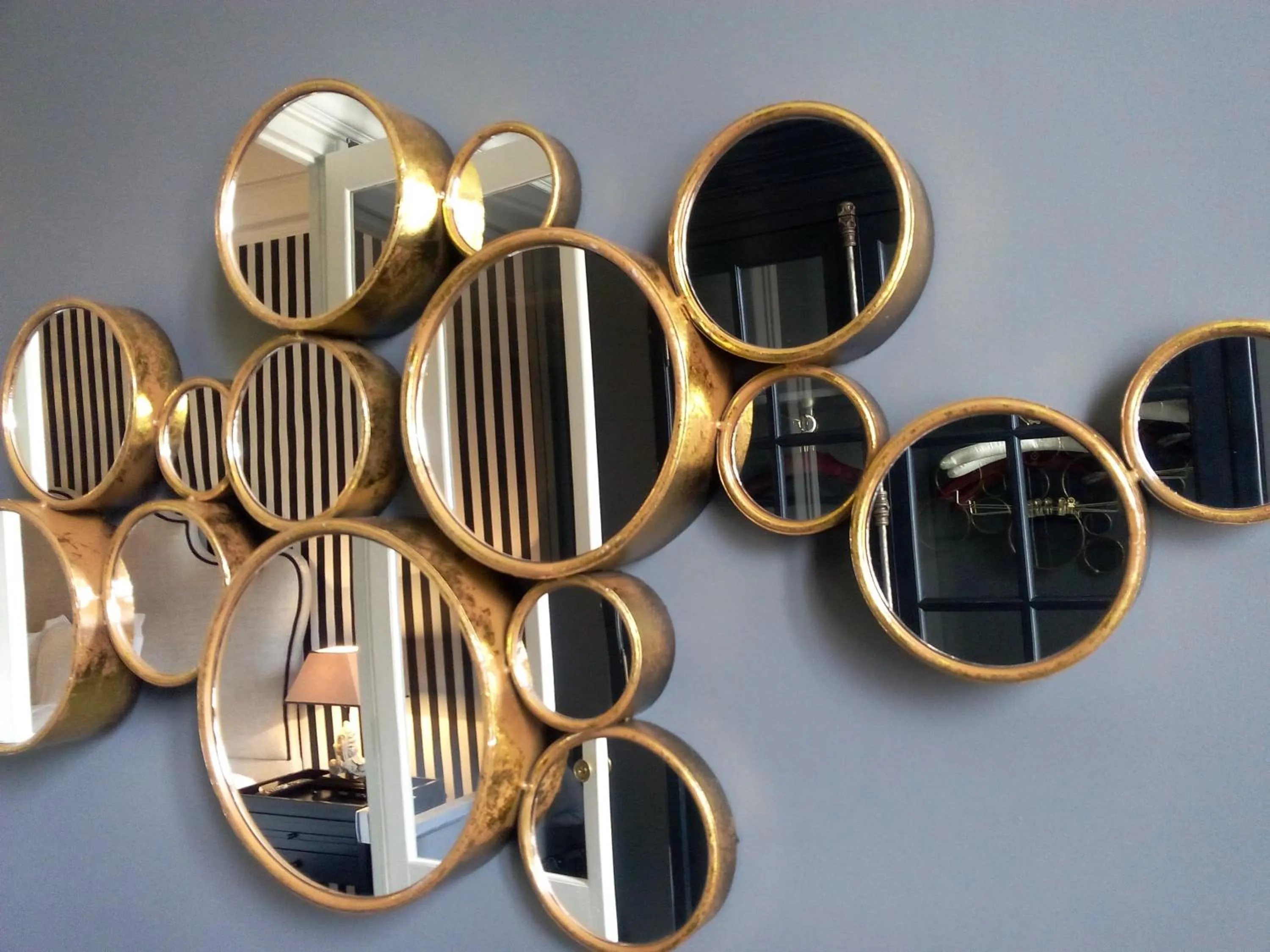 Decorative detail in Hotel Vendome - BW Signature Collection