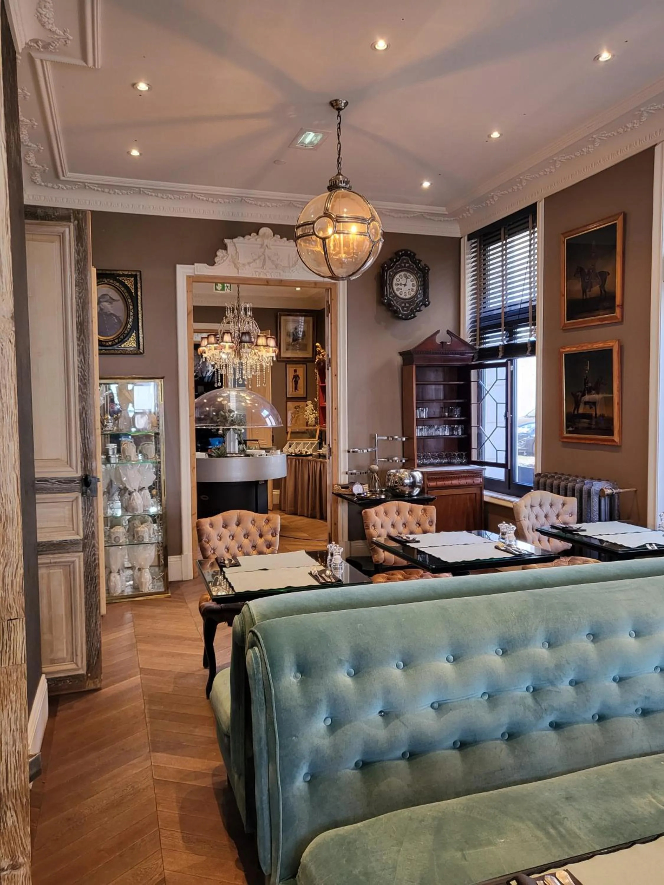 Breakfast in Hotel Vendome - BW Signature Collection