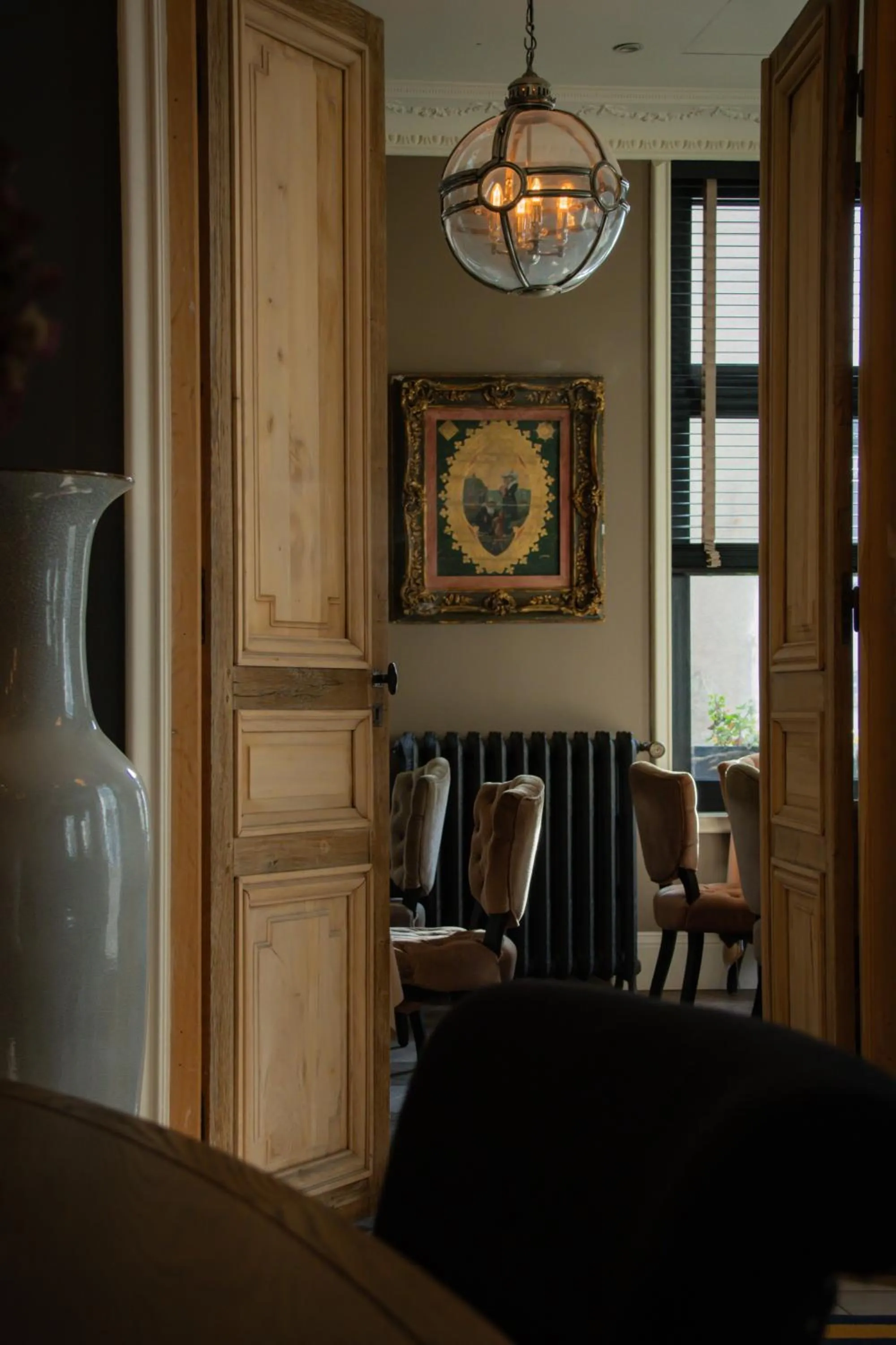 Communal lounge/ TV room in Hotel Vendome - BW Signature Collection