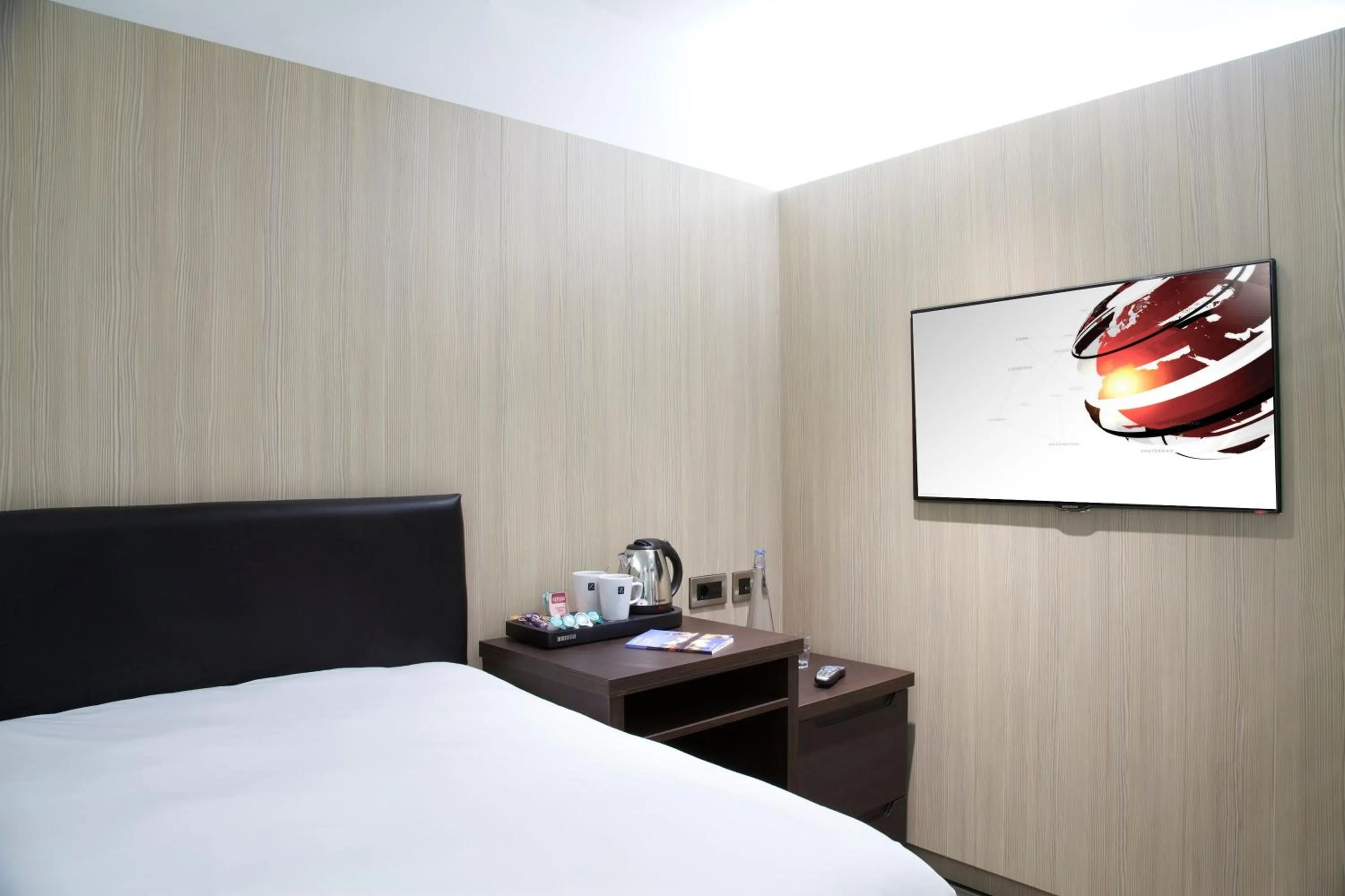 Bed in The Z Hotel Liverpool