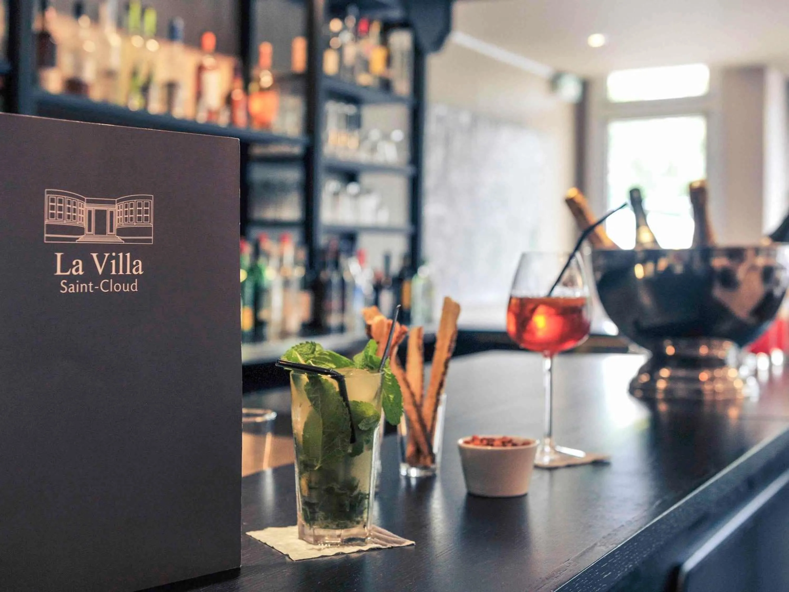 Meeting/conference room in Mercure Paris Saint Cloud Hippodrome