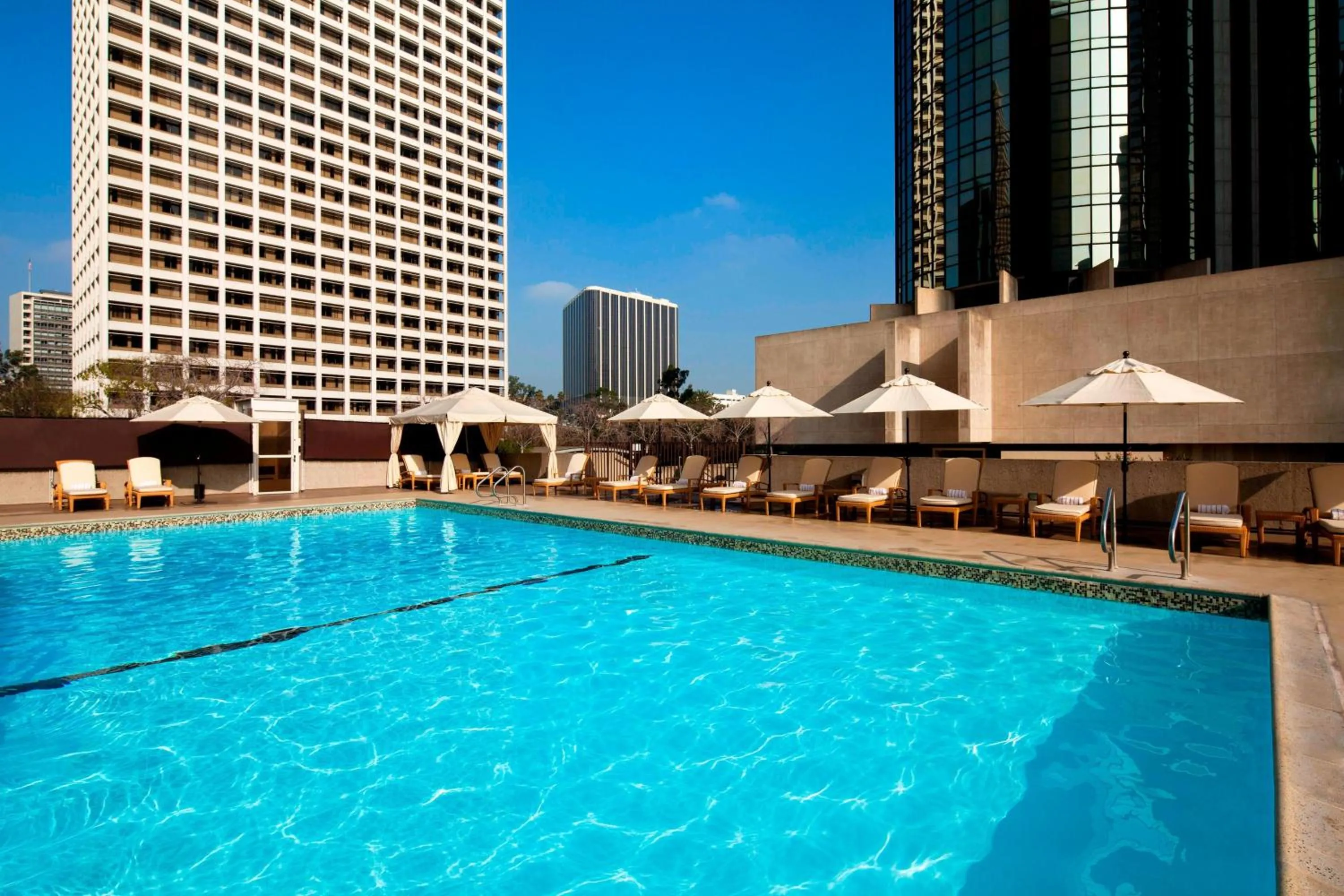 Swimming pool in The Westin Bonaventure Hotel & Suites, Los Angeles