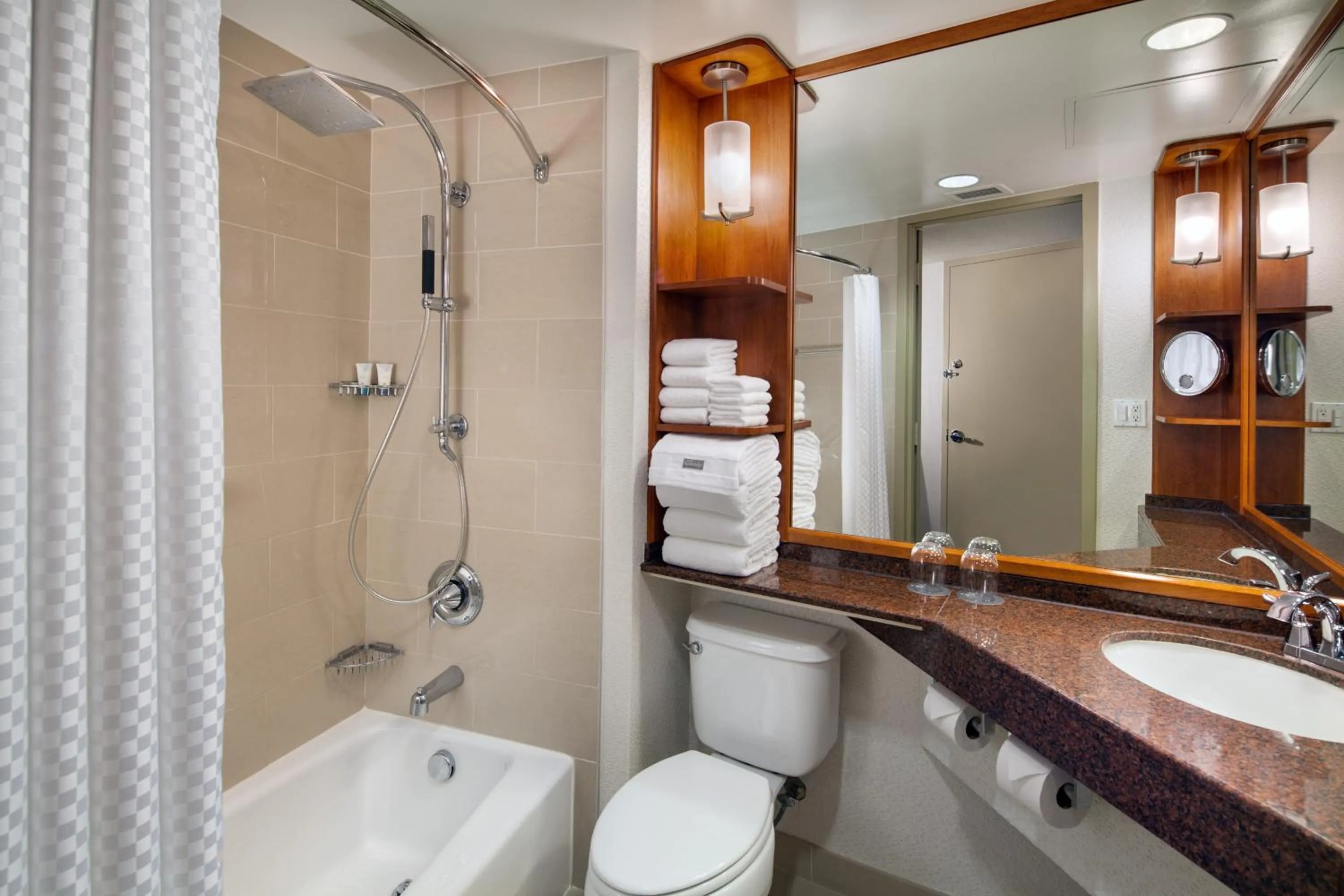 Bathroom in The Westin Bonaventure Hotel & Suites, Los Angeles
