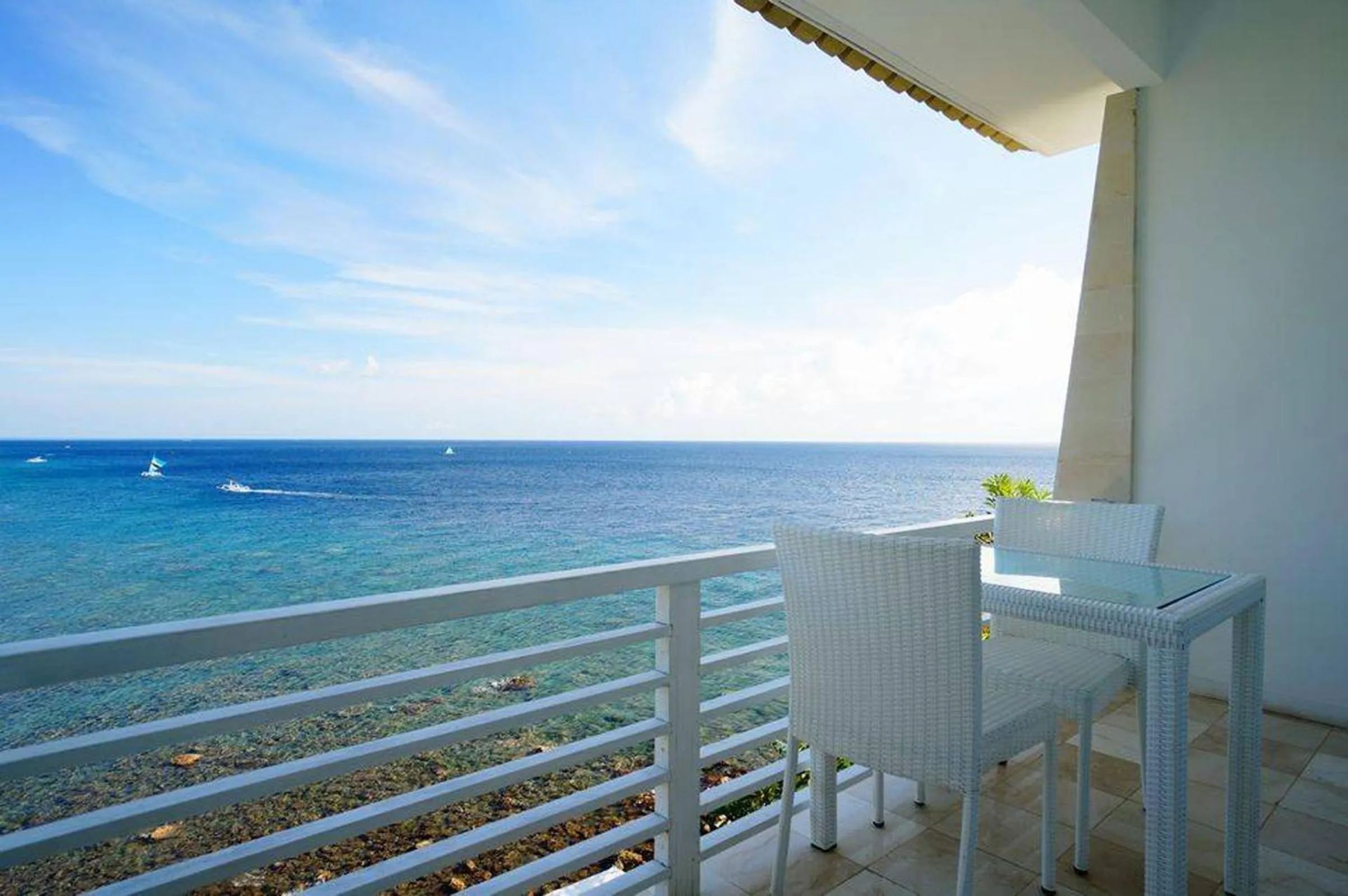 Sea view in Aquaterrace Amed