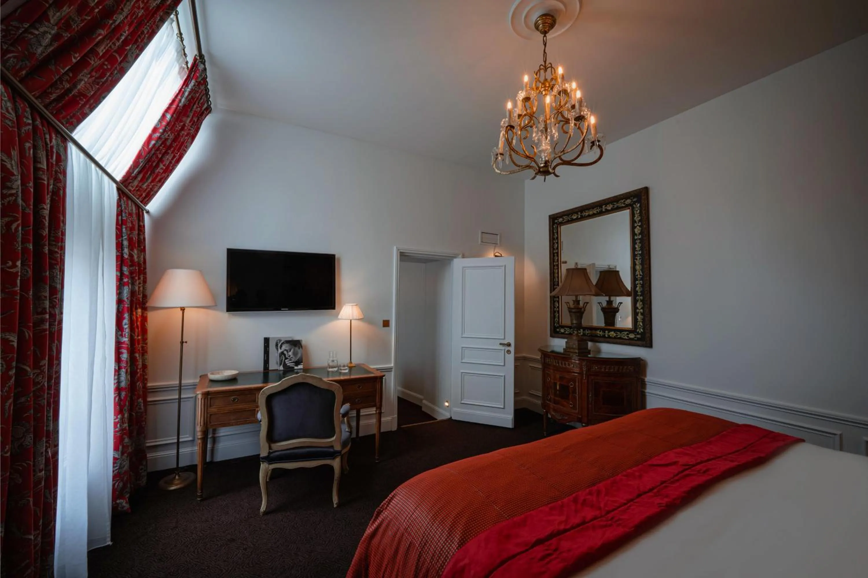 Bed in Hôtel De Buci