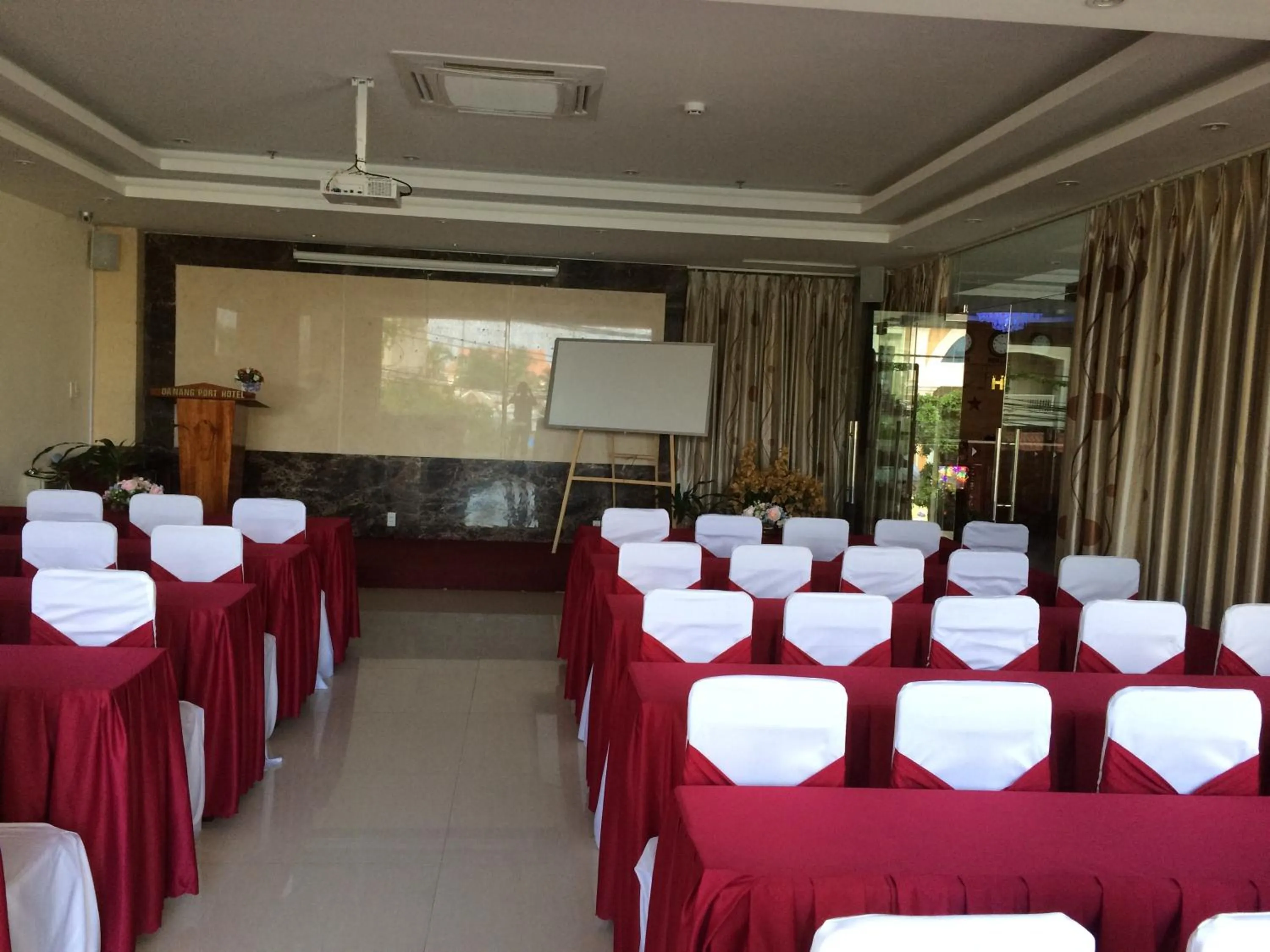 Meeting/conference room in Dattravi Hostel