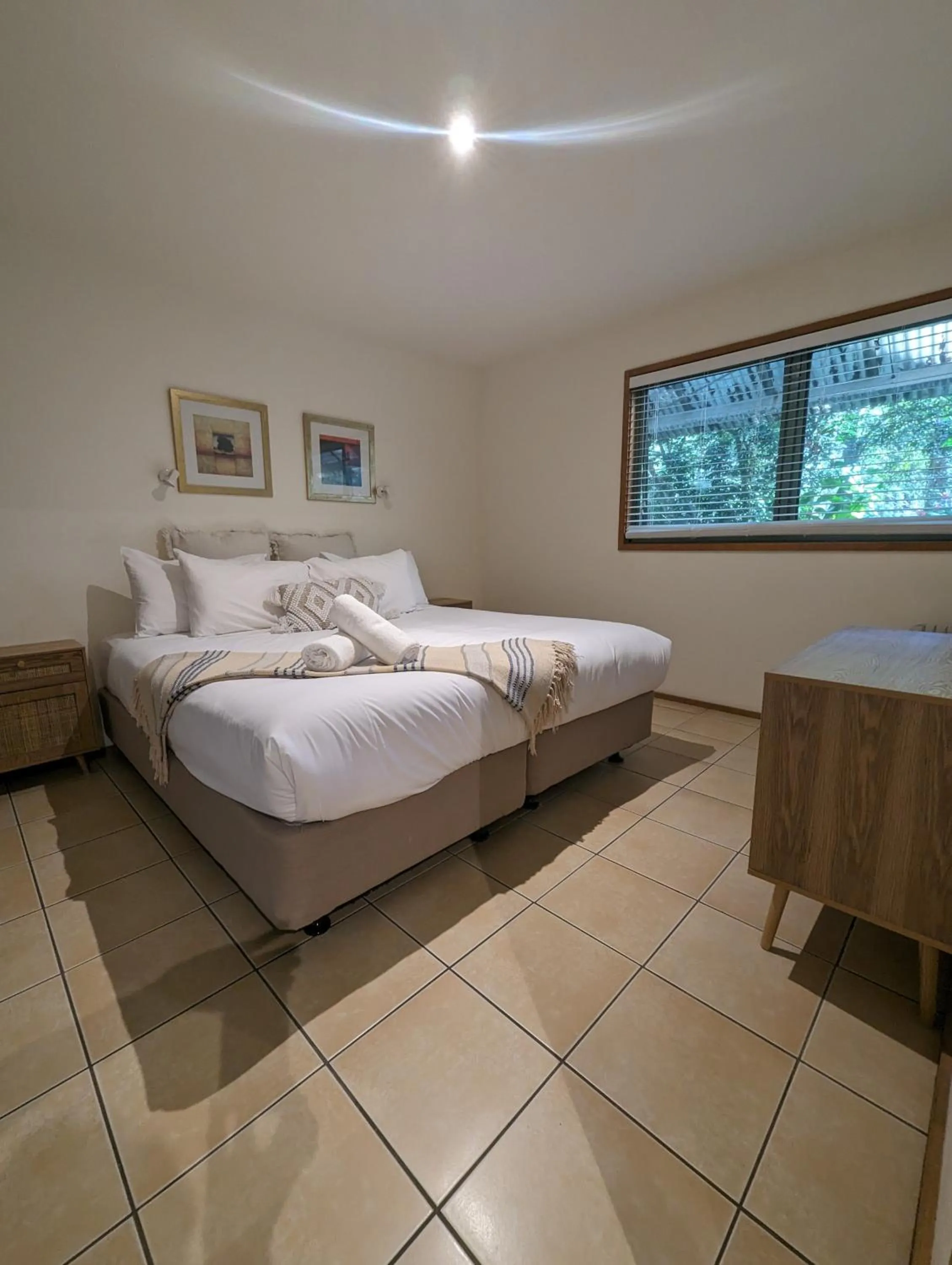 Bedroom, Bed in The Oasis at One Mile Beach