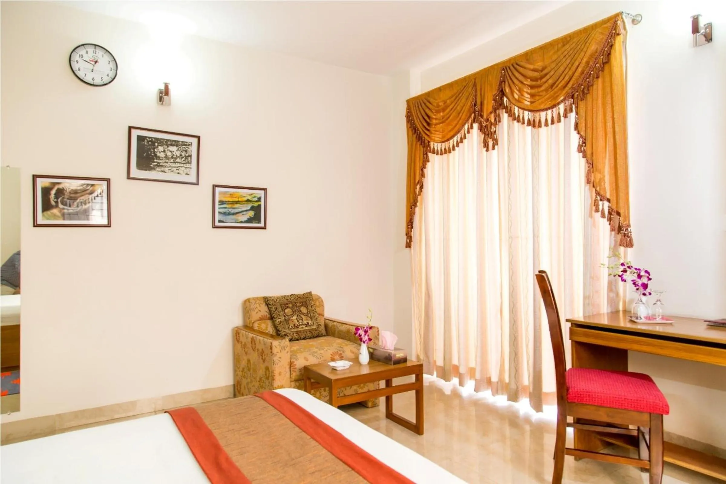 Day in Dhaka Golden Inn - Banani'Lakeside