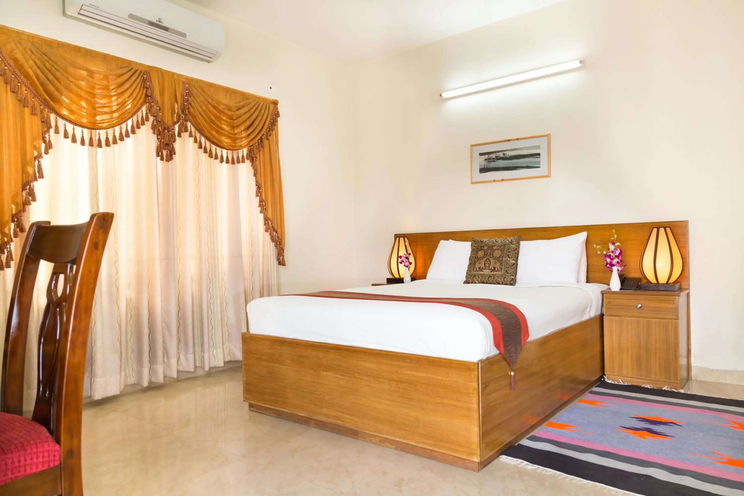 Day in Dhaka Golden Inn - Banani'Lakeside