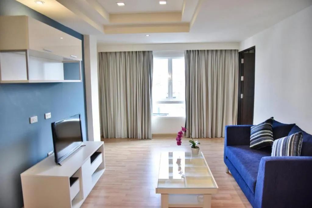 TV and multimedia in The Kaze 34 Hotel and Serviced Residence
