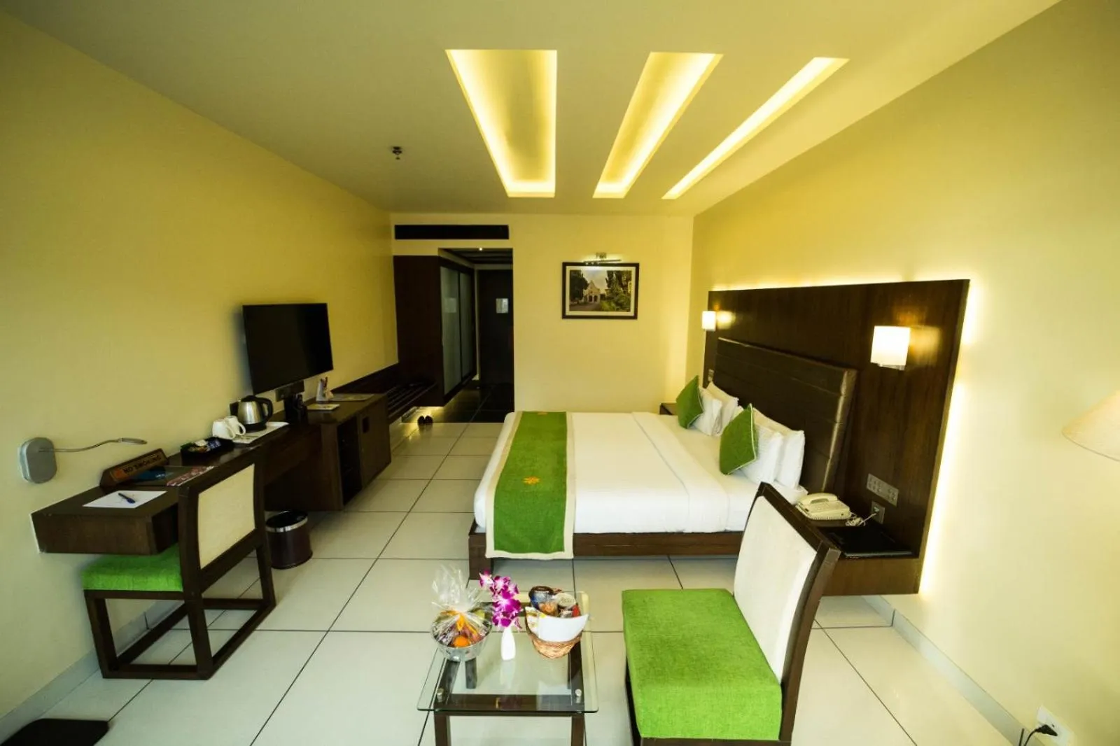 Bed in The Gold Beach Resort