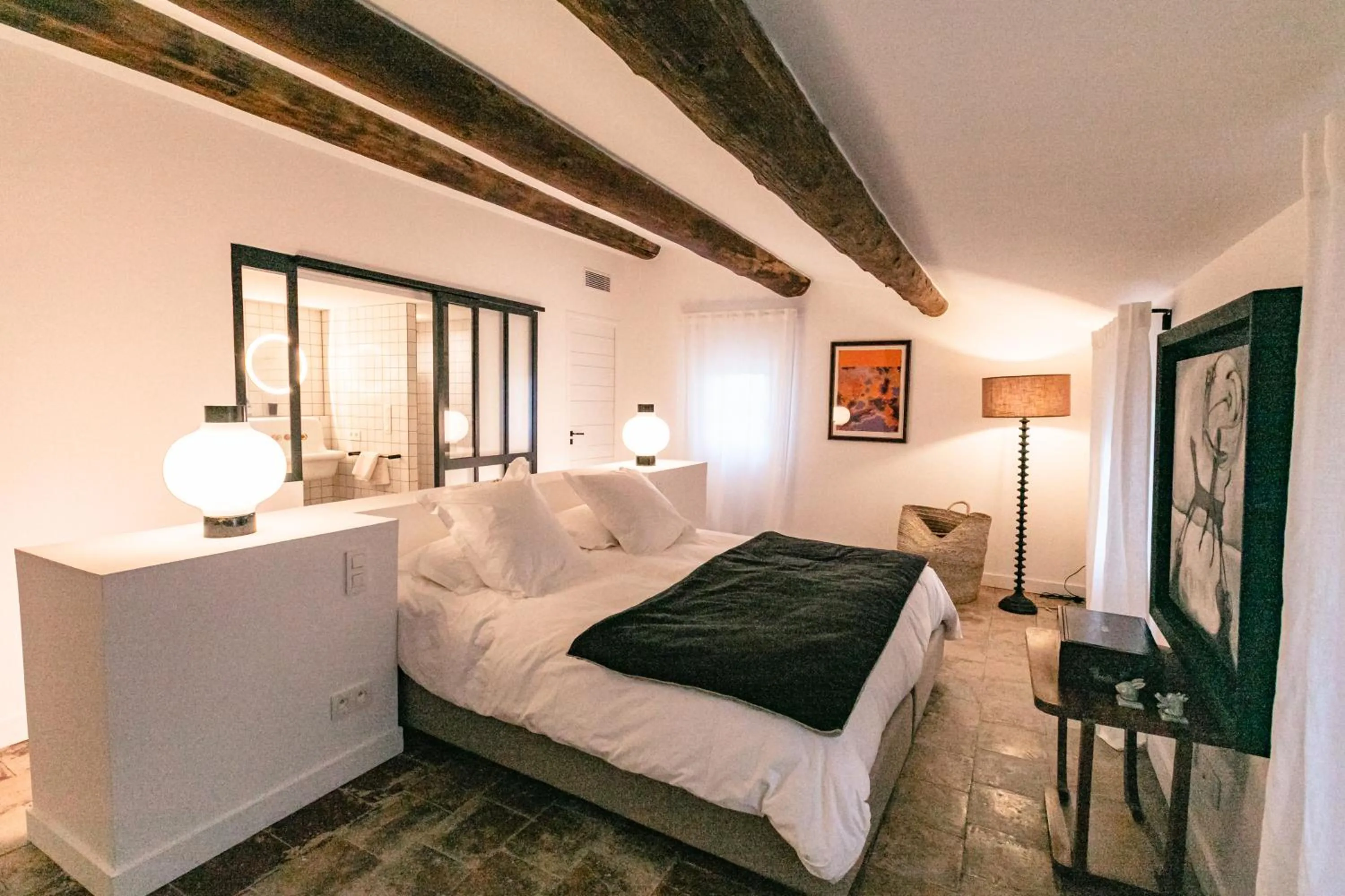 Bedroom in Gabrielle Jeanne