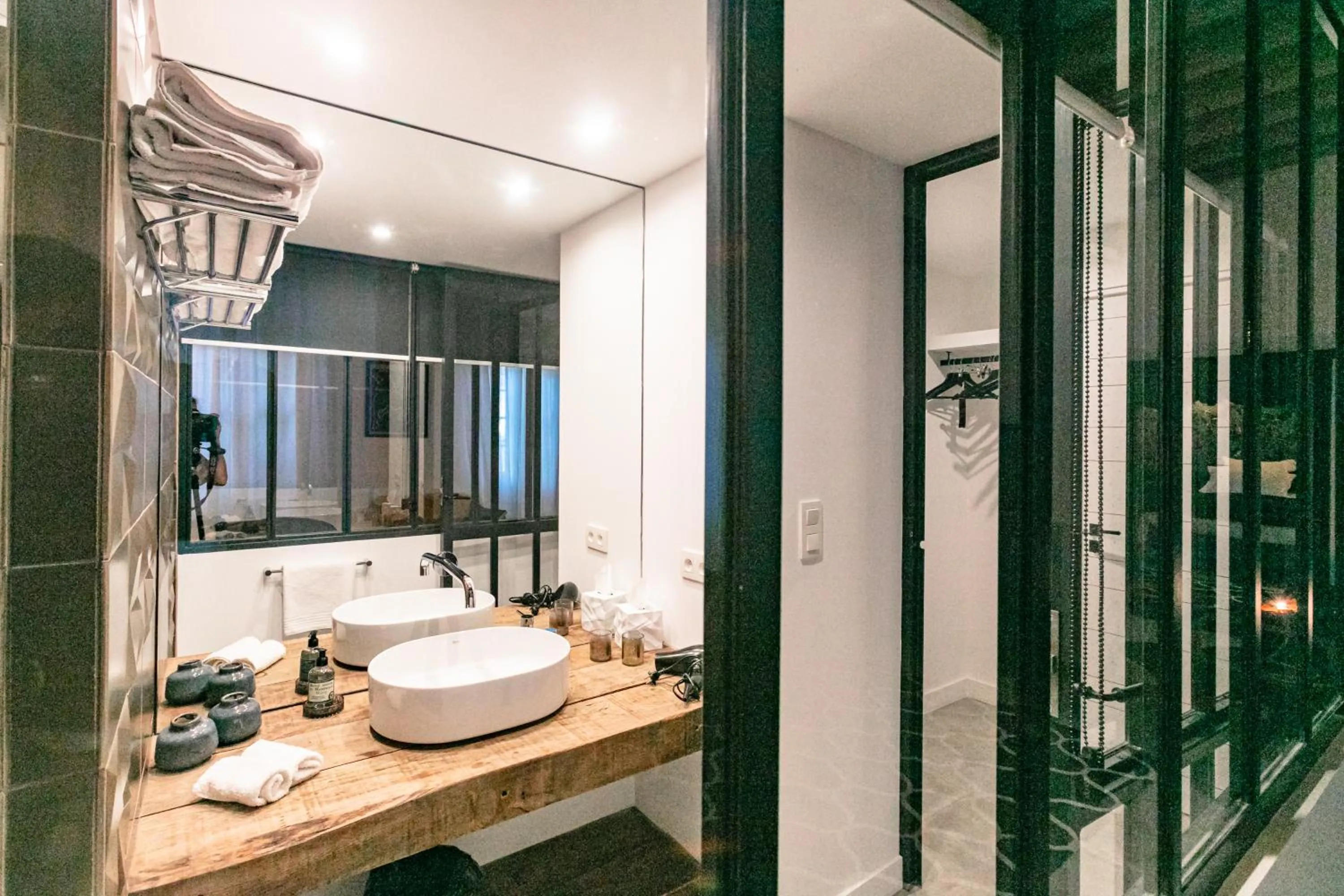 Bathroom in Gabrielle Jeanne