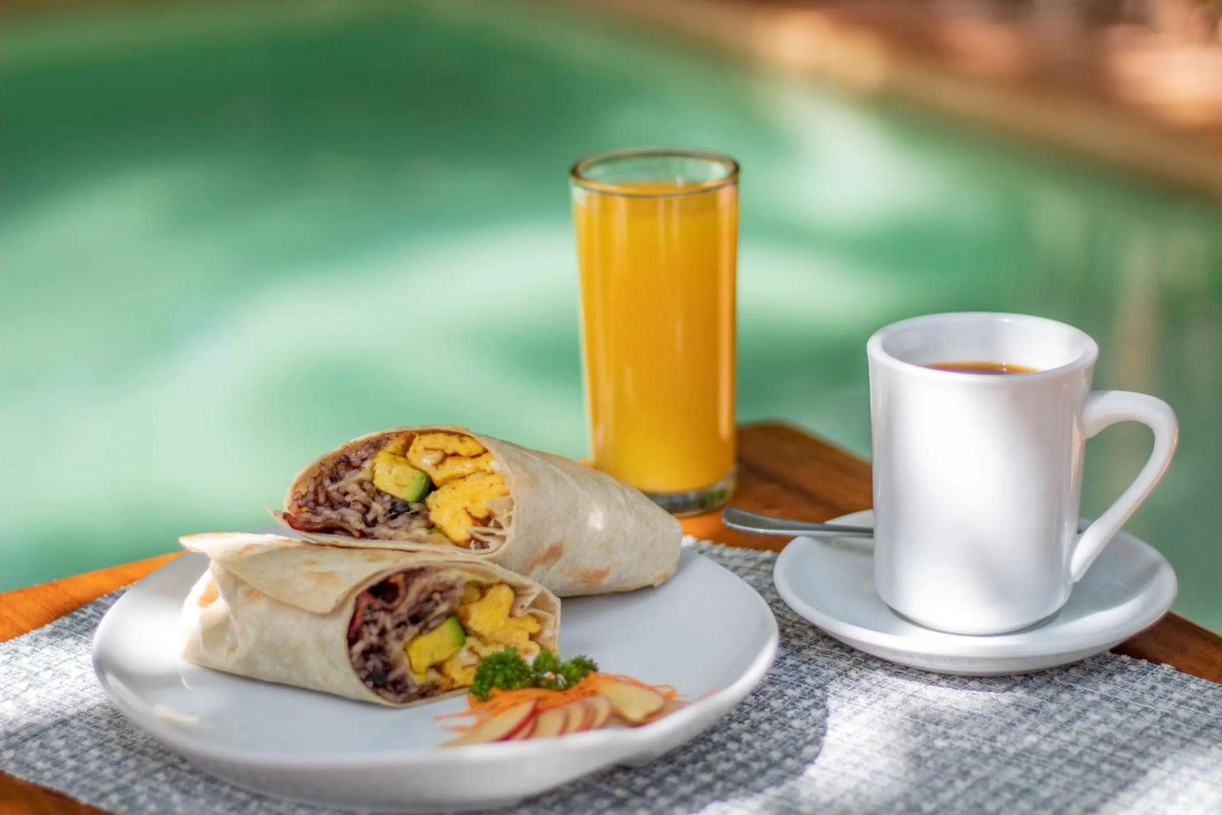 Restaurant/places to eat in Cafe Playa Negra Hotel