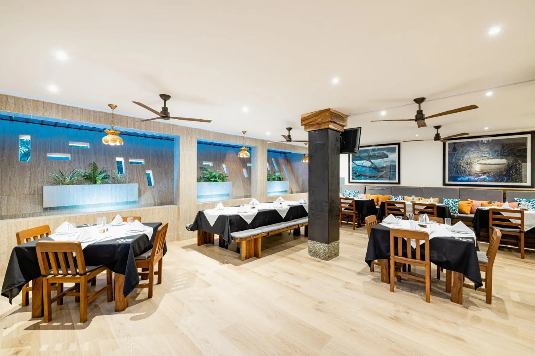 Property building in Cafe Playa Negra Hotel