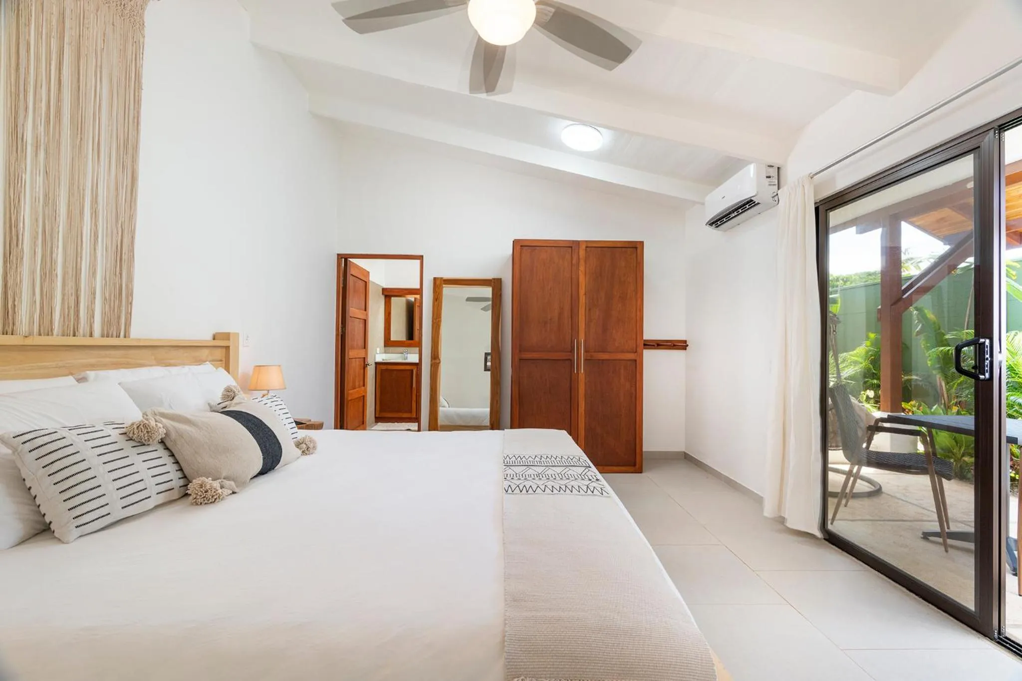 Bed in Cafe Playa Negra Hotel