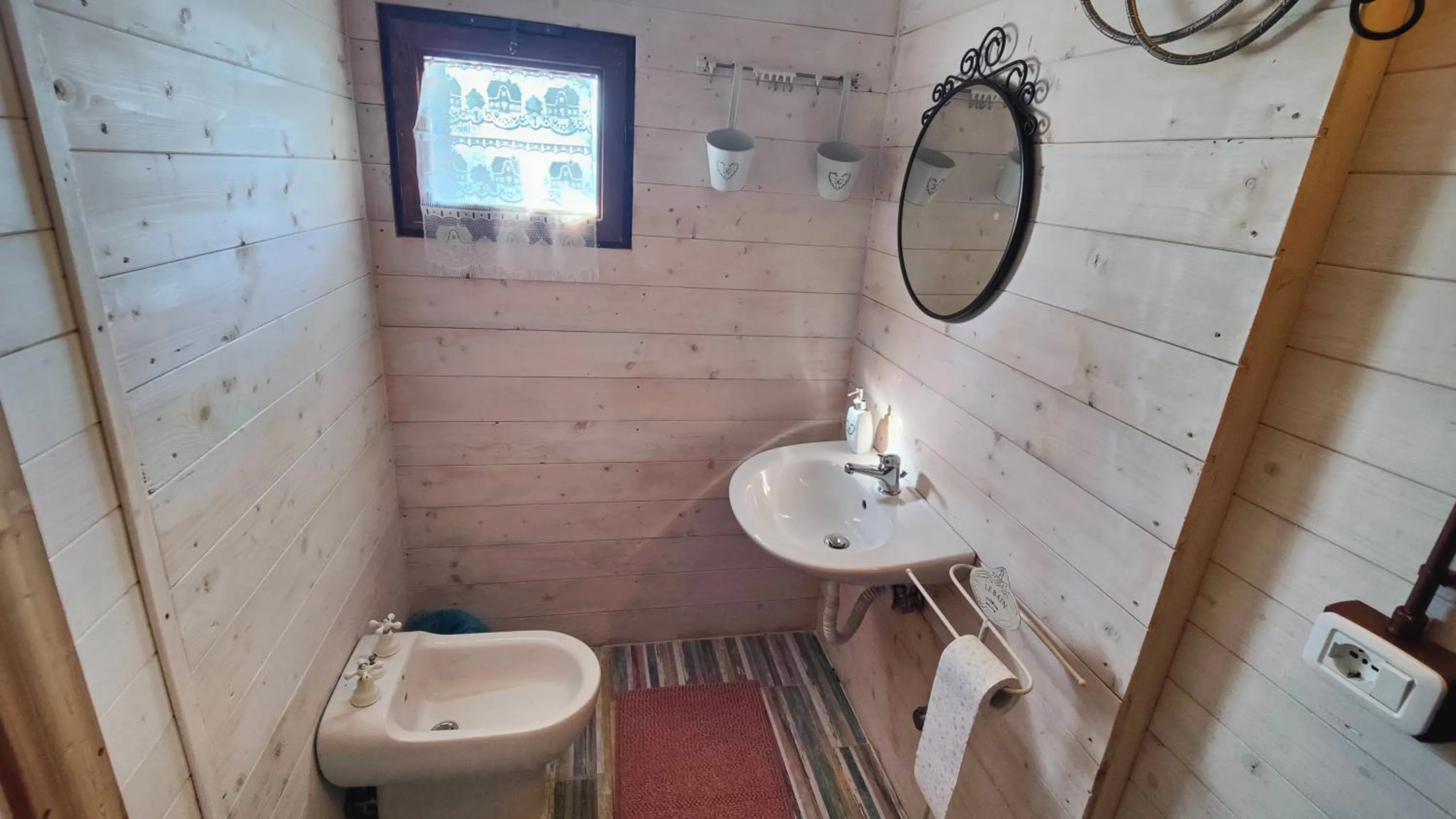 Toilet in Dimora Acqua del Fico