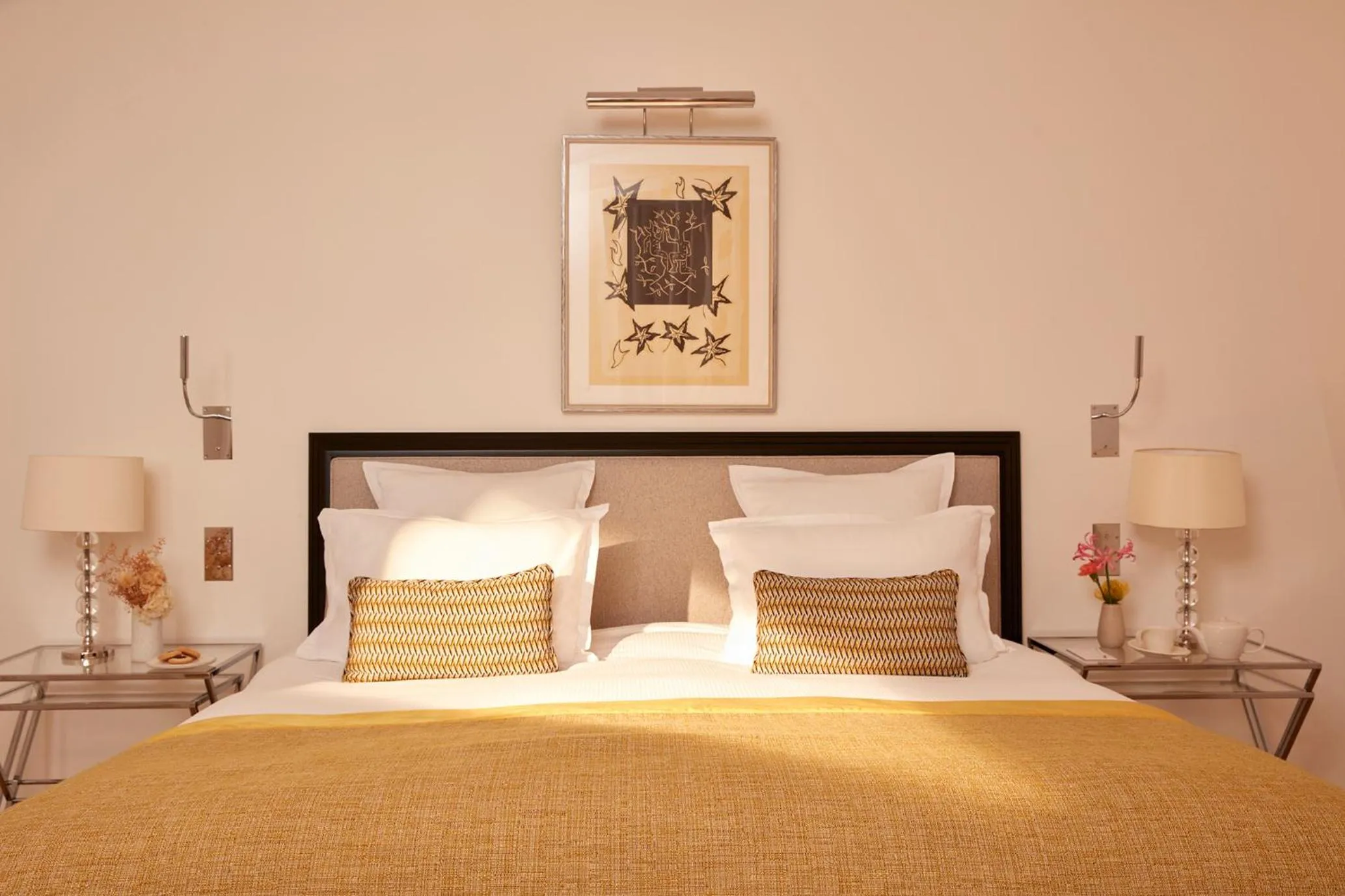 Bed in Le Burgundy Paris