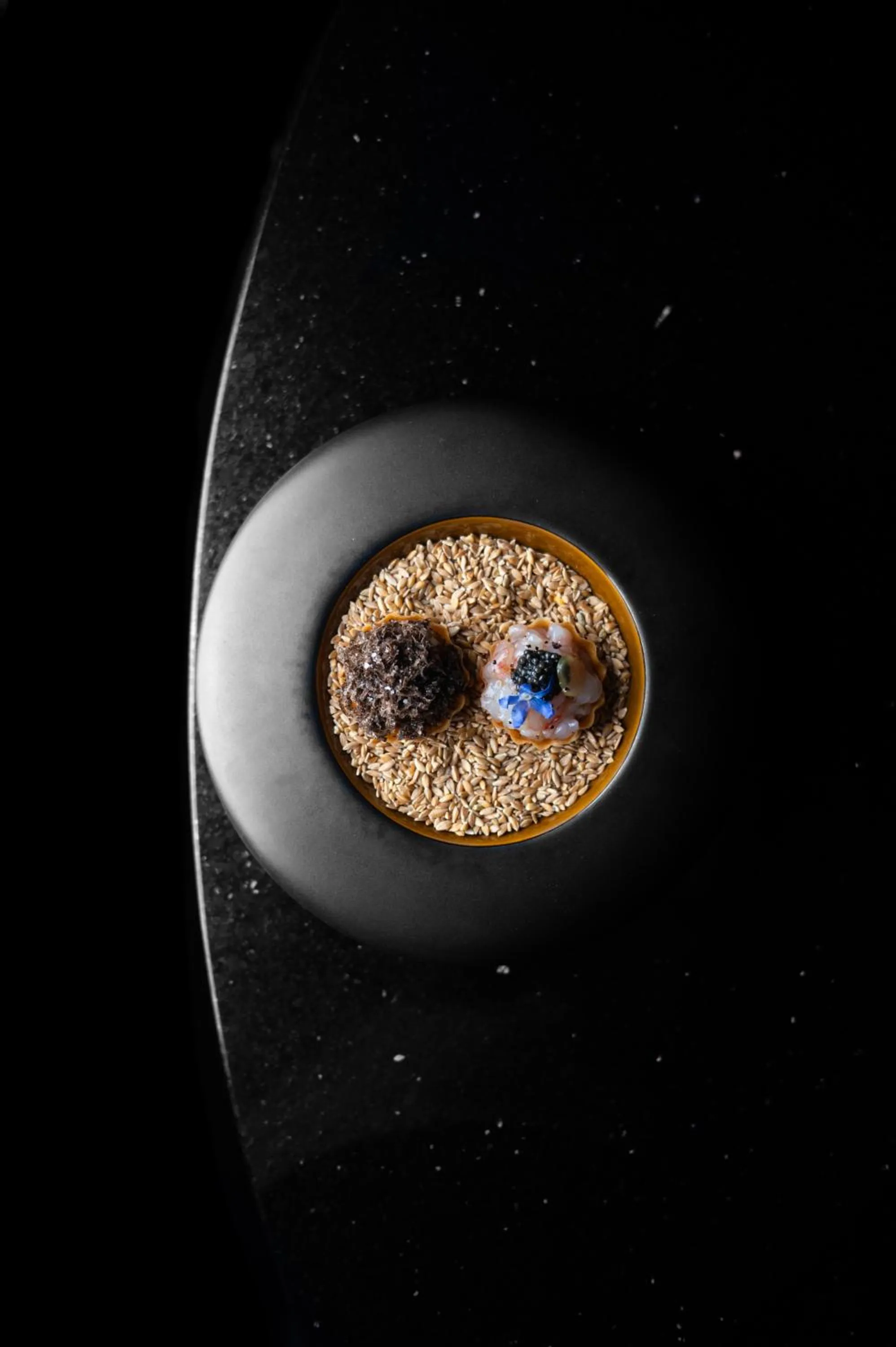 Restaurant/places to eat in Le Burgundy Paris