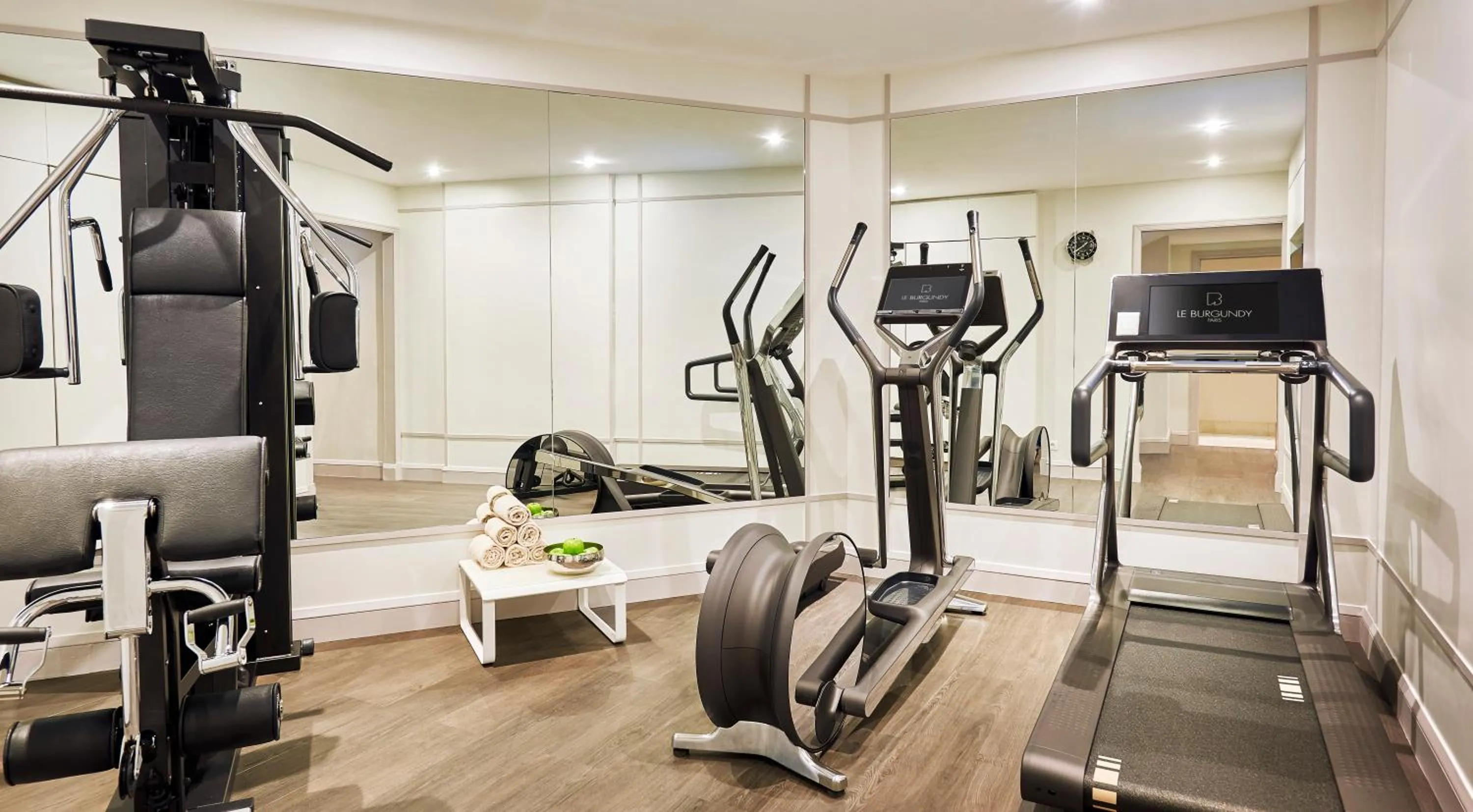 Fitness centre/facilities in Le Burgundy Paris