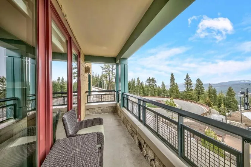 Constellation Residences