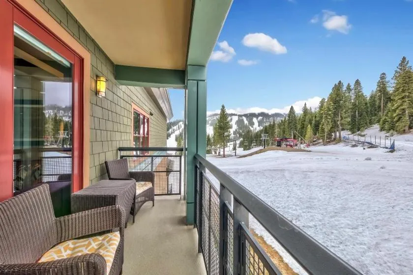 Constellation Residences