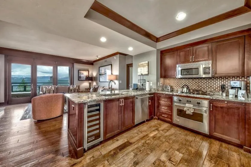 Constellation Residences