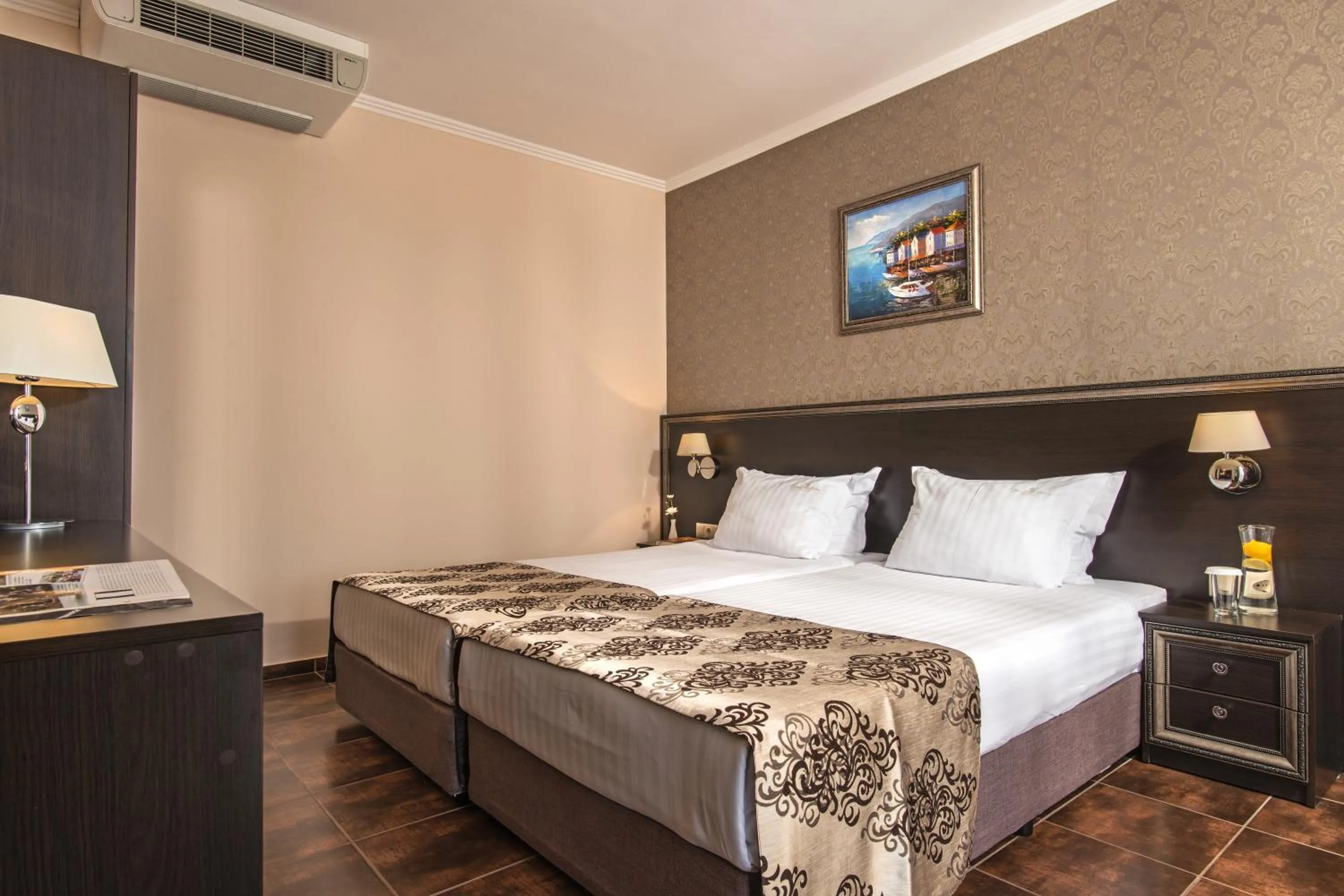 Bedroom, Bed in Hotel & SPA Diamant Residence - All Inclusive