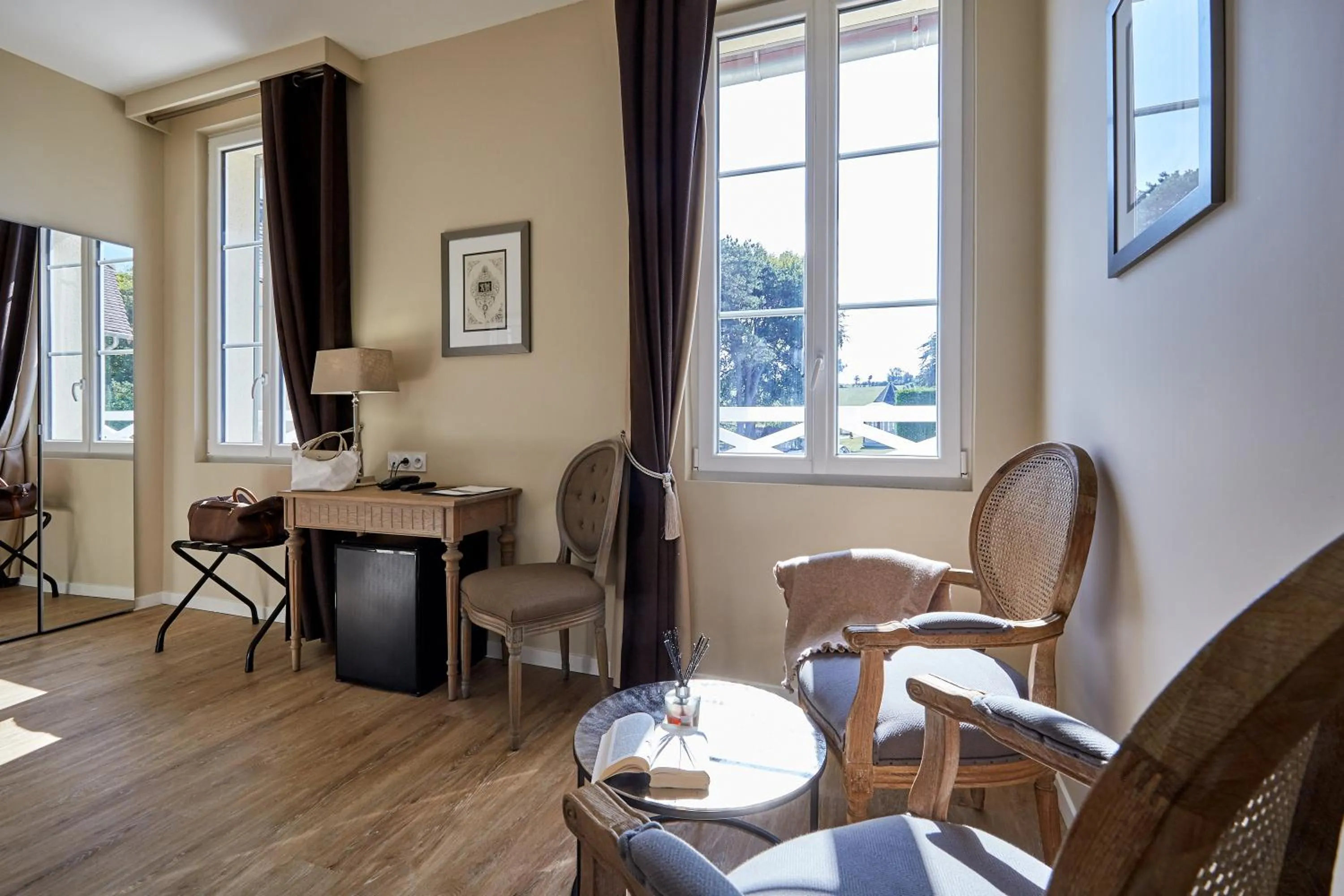 Living room in Les Villas d'Arromanches, Teritoria