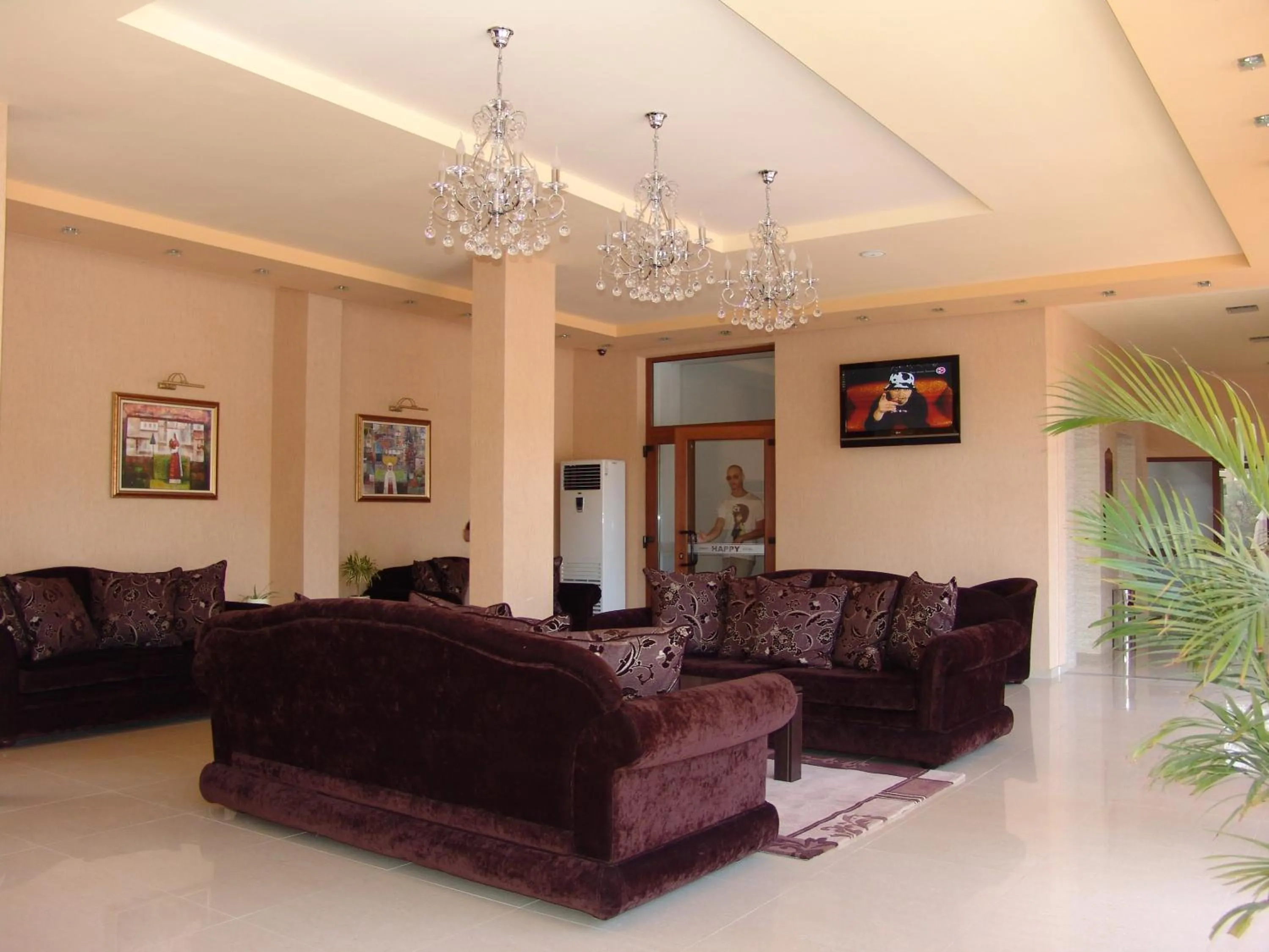 Lobby or reception in Apart Hotel Happy