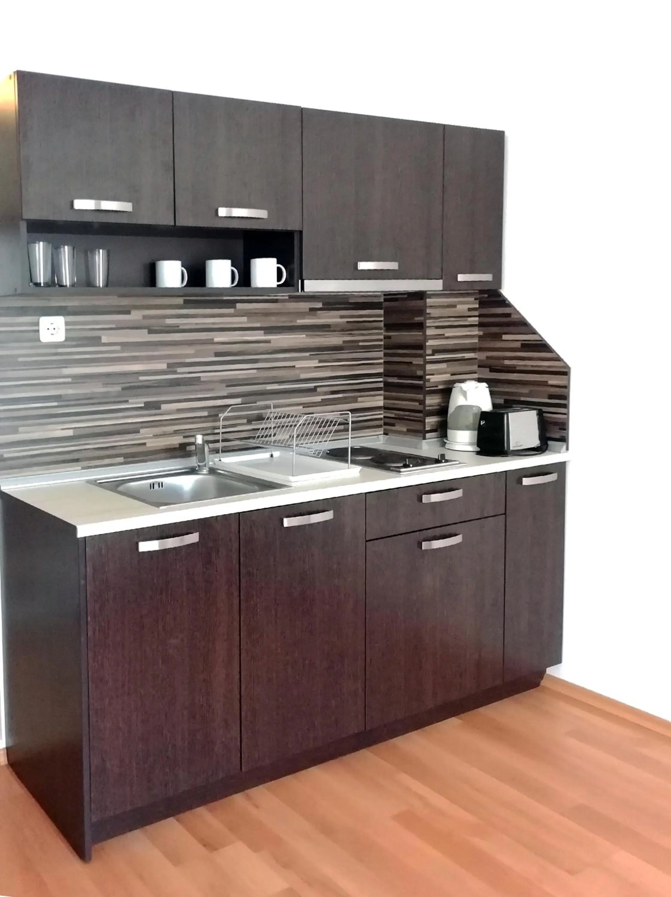 Kitchen or kitchenette in Apart Hotel Happy