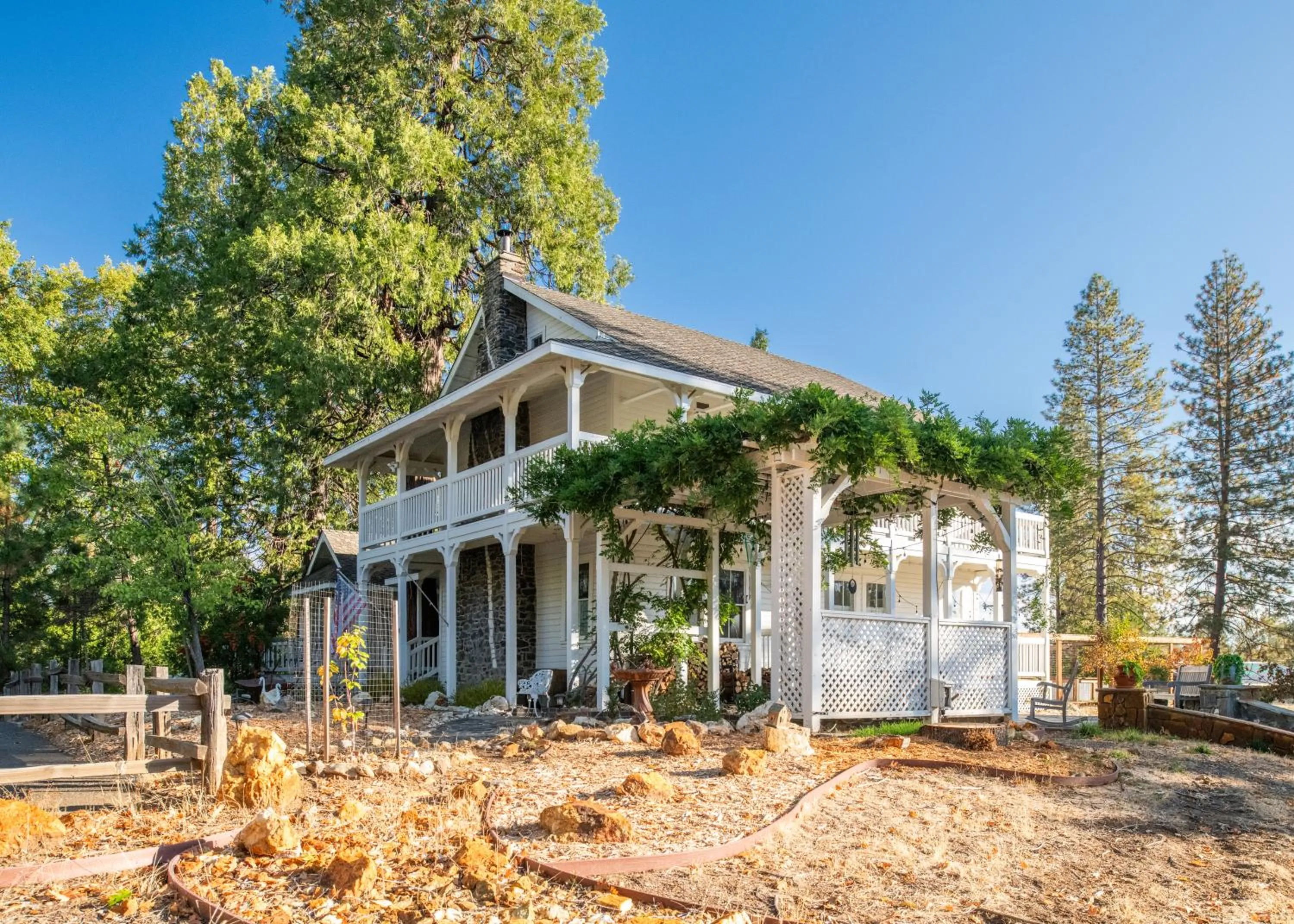 Property building in Inn at Sugar Pine Ranch