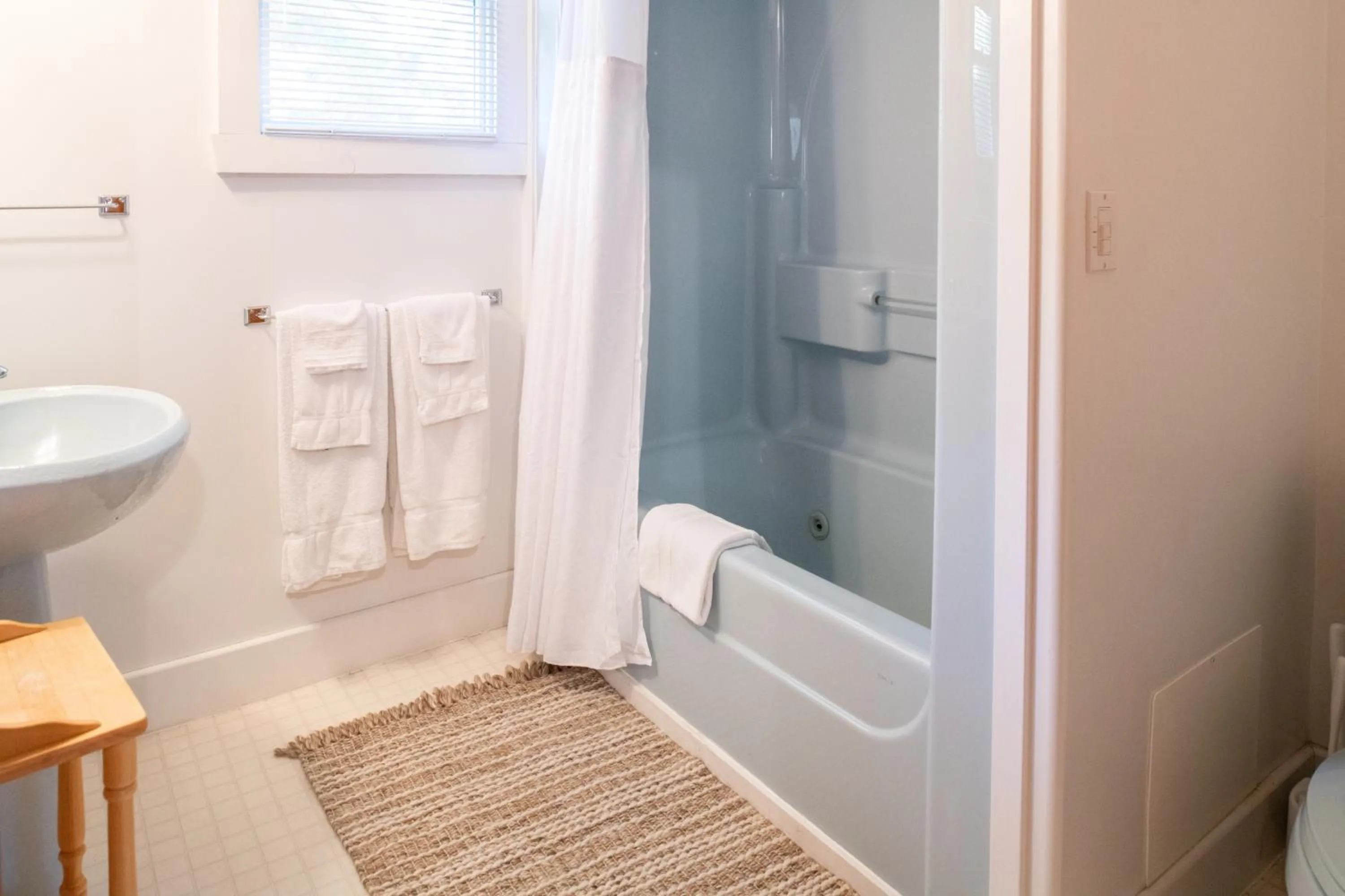 Bathroom in Inn at Sugar Pine Ranch
